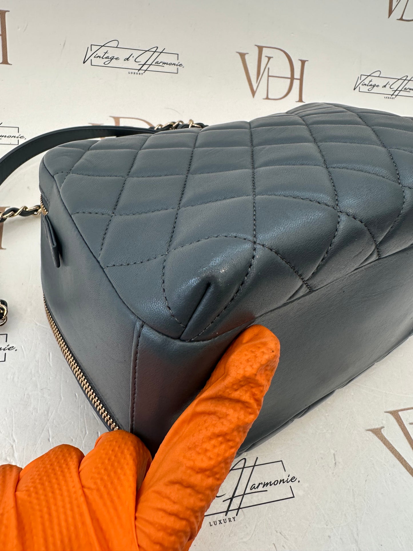 017899 - Chanel Gray Lambskin Trendy CC
