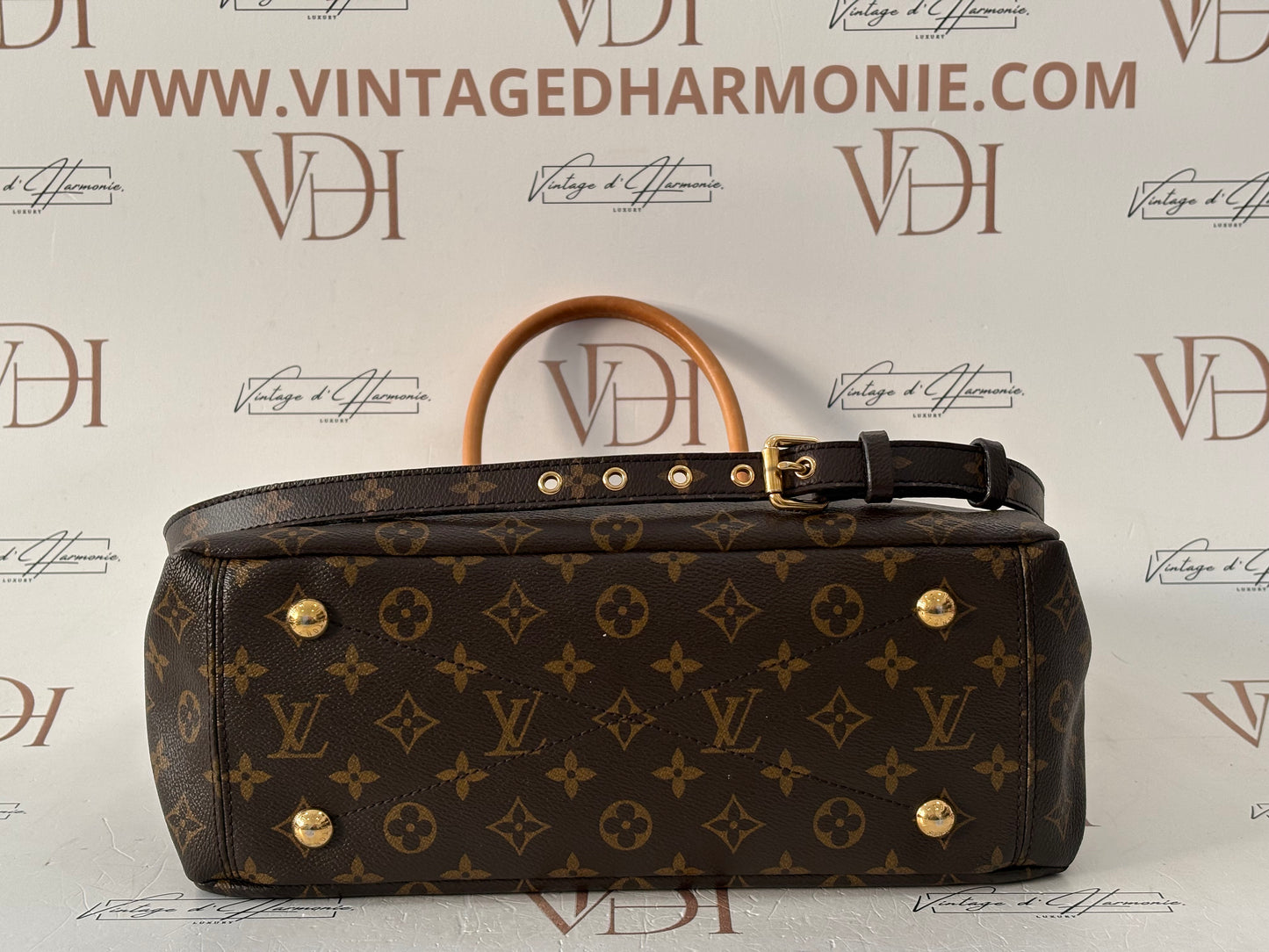 383313 - Louis Vuitton Pallas