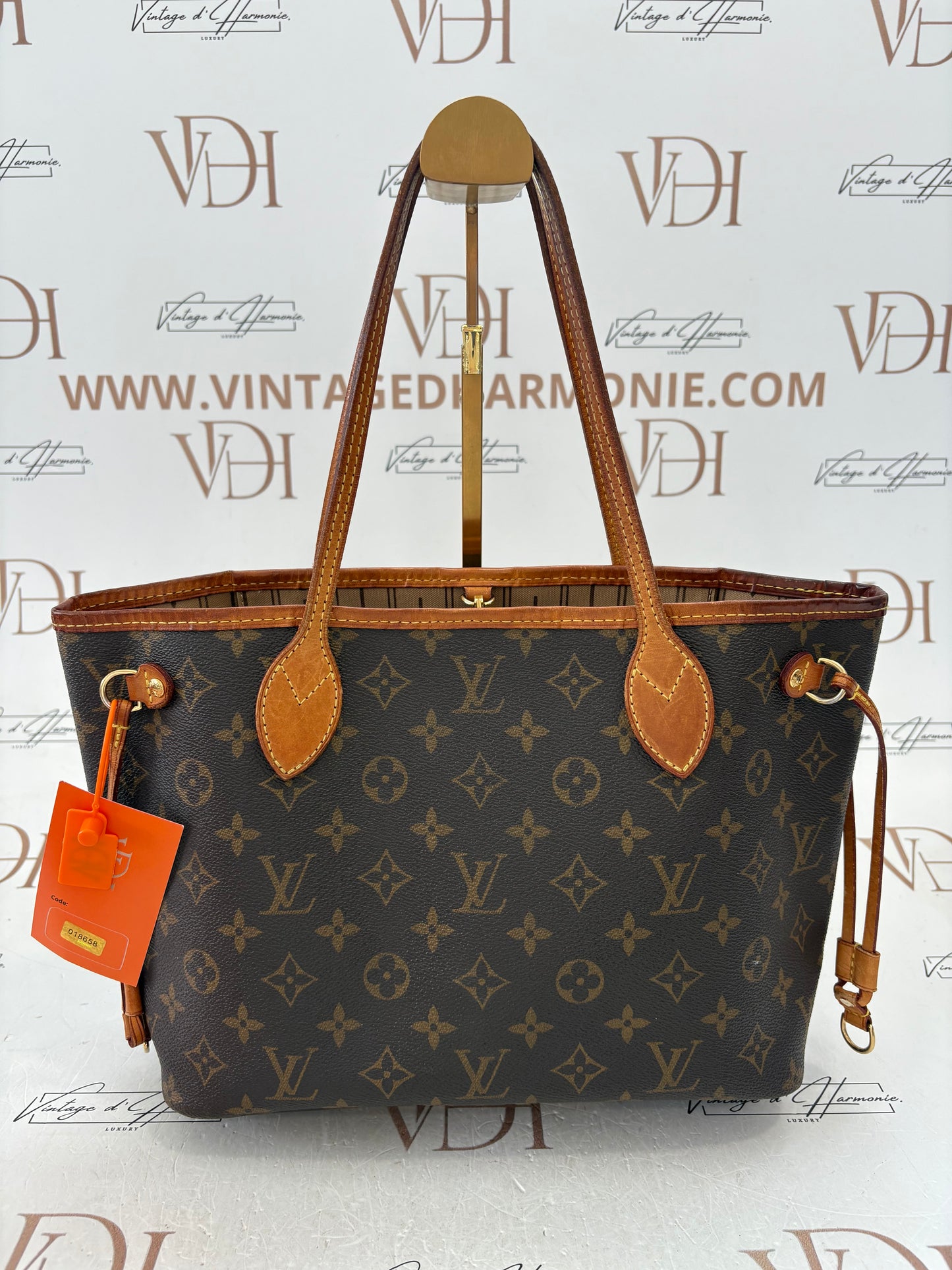 018658 - Louis Vuitton Neverfull PM