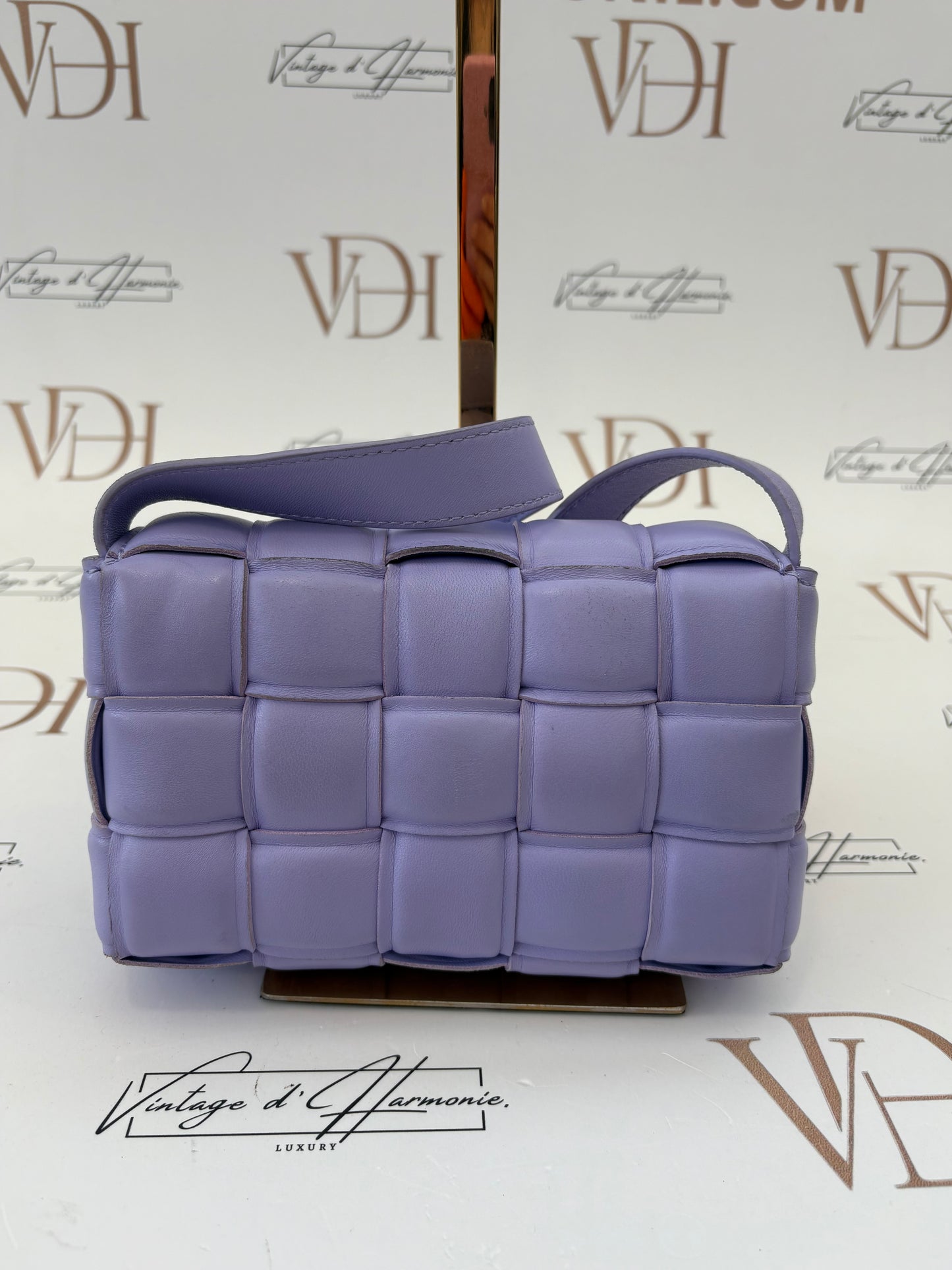 384124 - Bottega Veneta Cassette