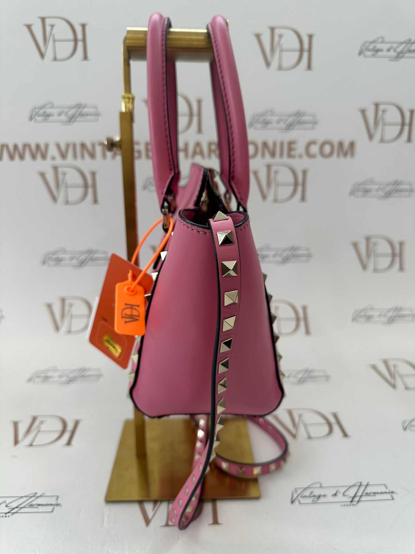 382501 - Valentino Rockstud