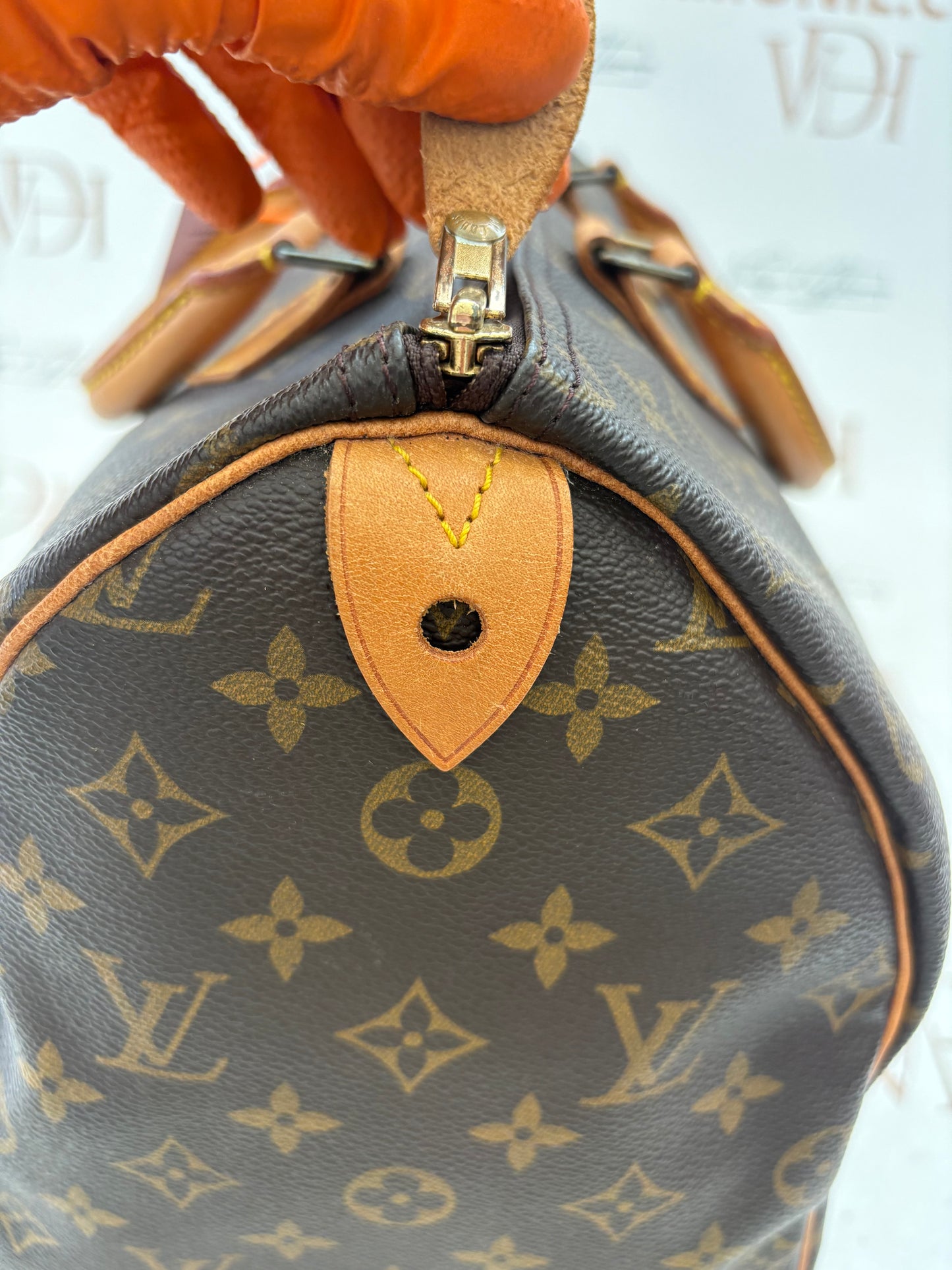 018606 - Louis Vuitton Speedy 35