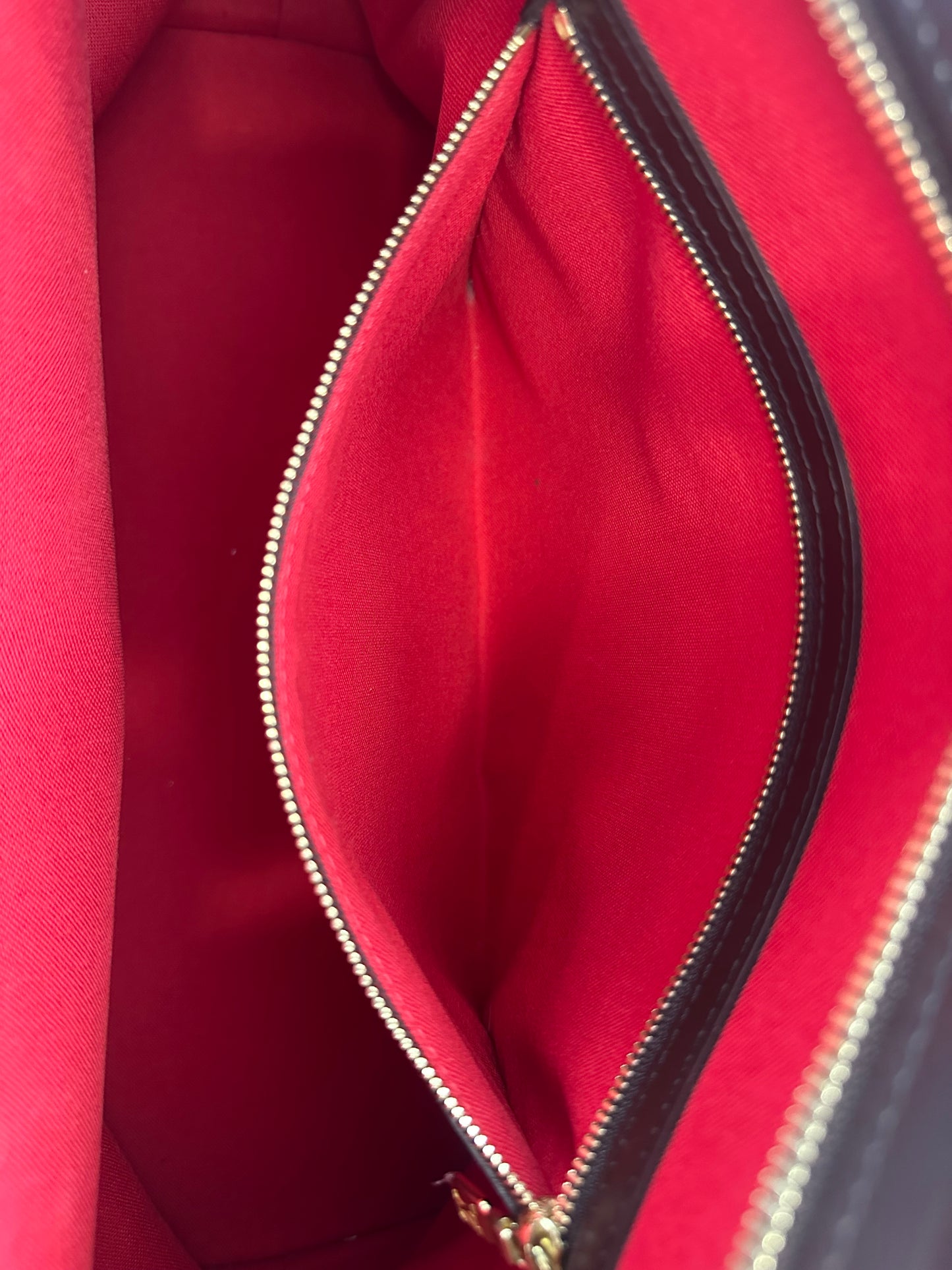017841 - Louis Vuitton Chelsea