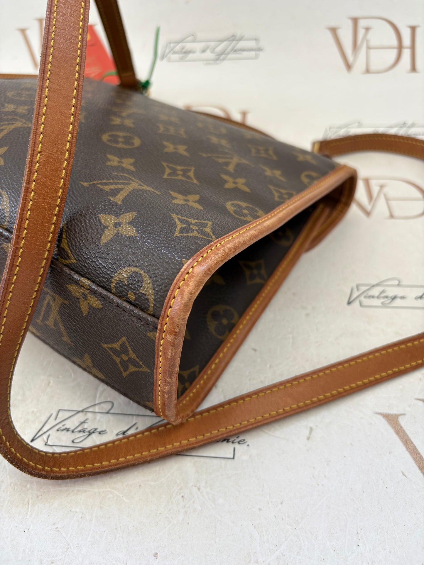 017112 - Louis Vuitton Belair