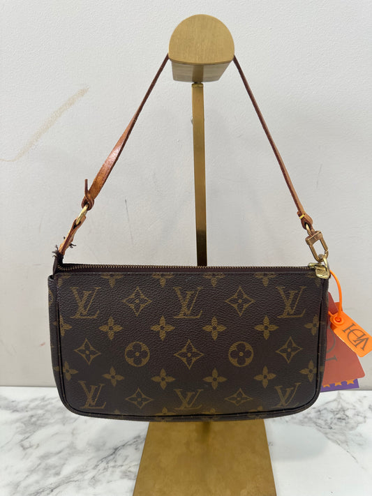 Louis Vuitton Pochette