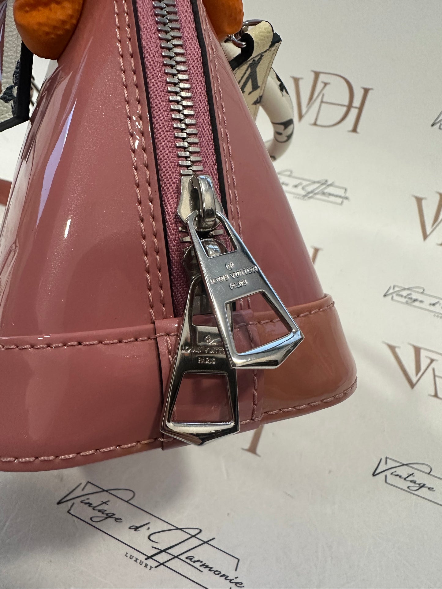 383001 - Louis Vuitton Alma BB