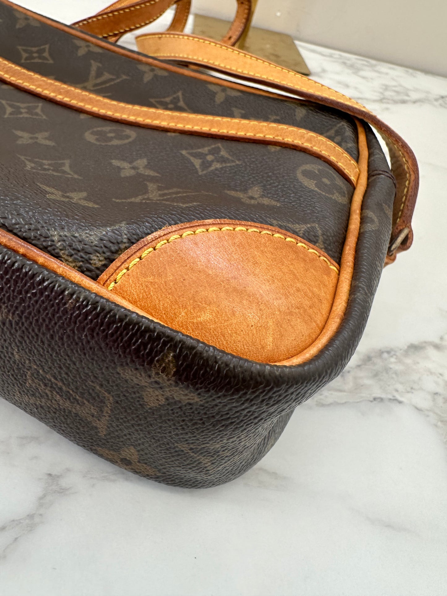 Louis Vuitton Trocadero 27