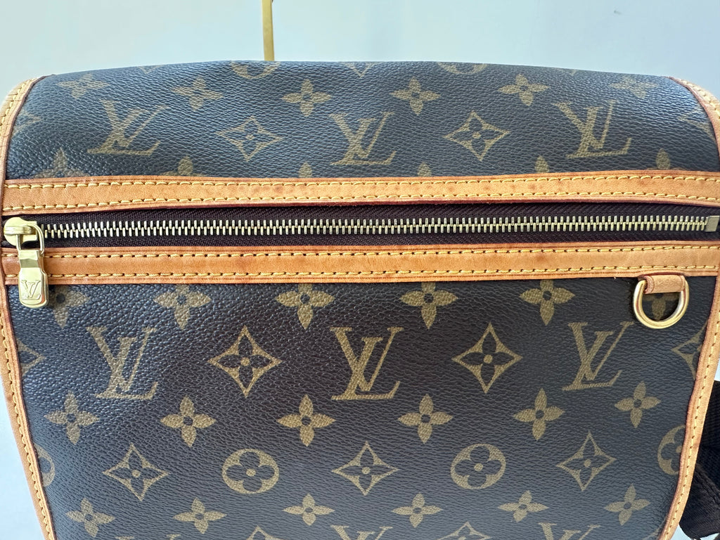 Louis Vuitton Messenger Bosphore PM