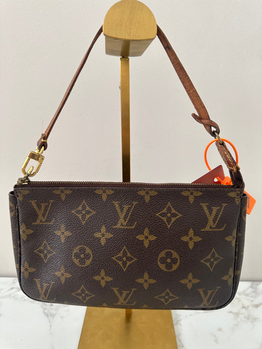 Louis Vuitton Pochette