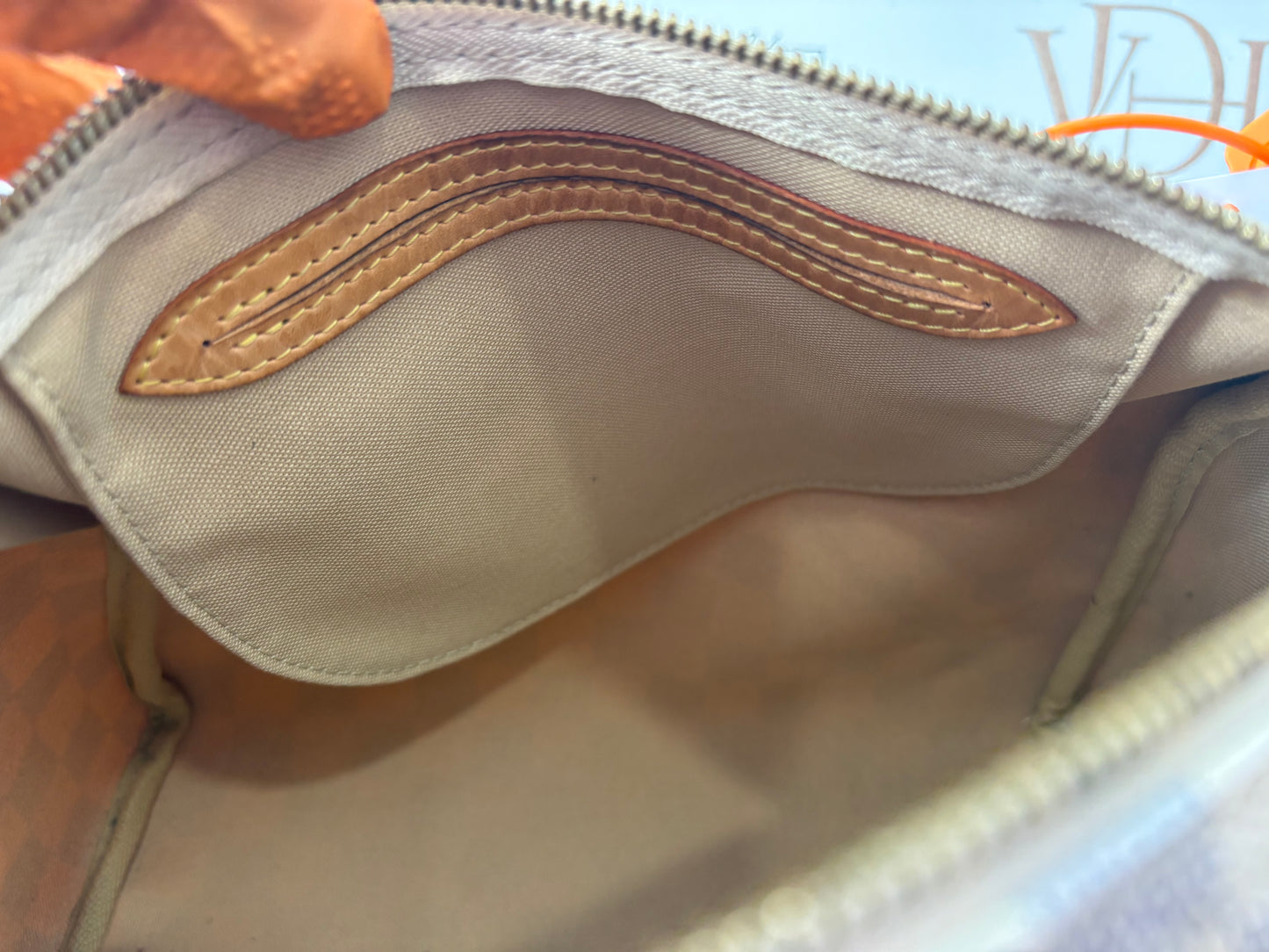 201768 - Louis Vuitton Speedy 25
