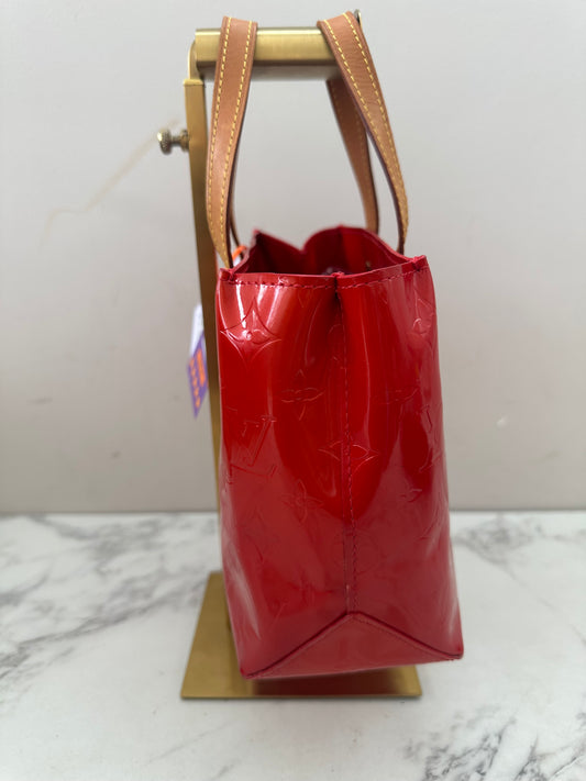 Louis Vuitton Reade PM Vernis Red