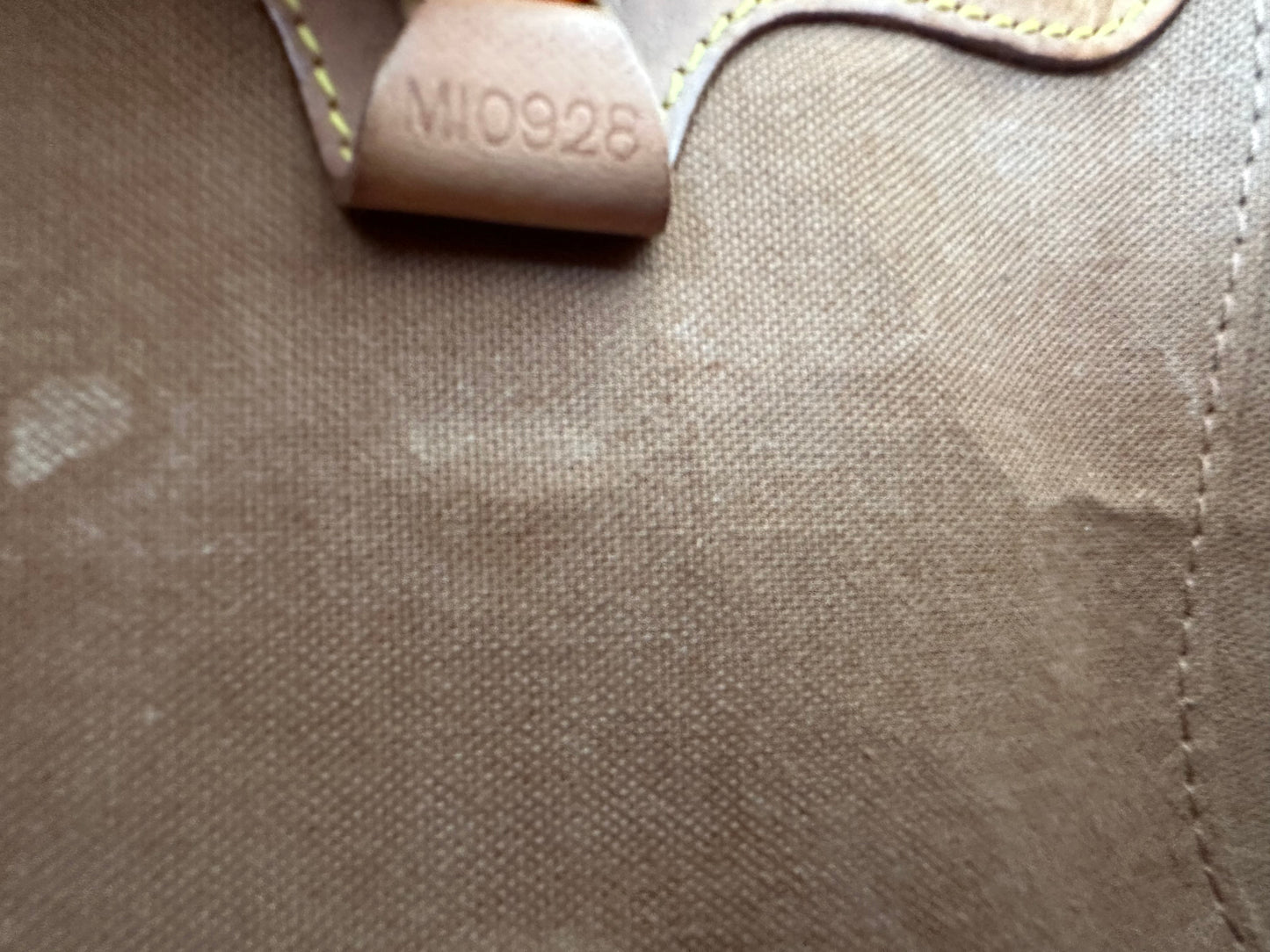Louis Vuitton Ellipse MM