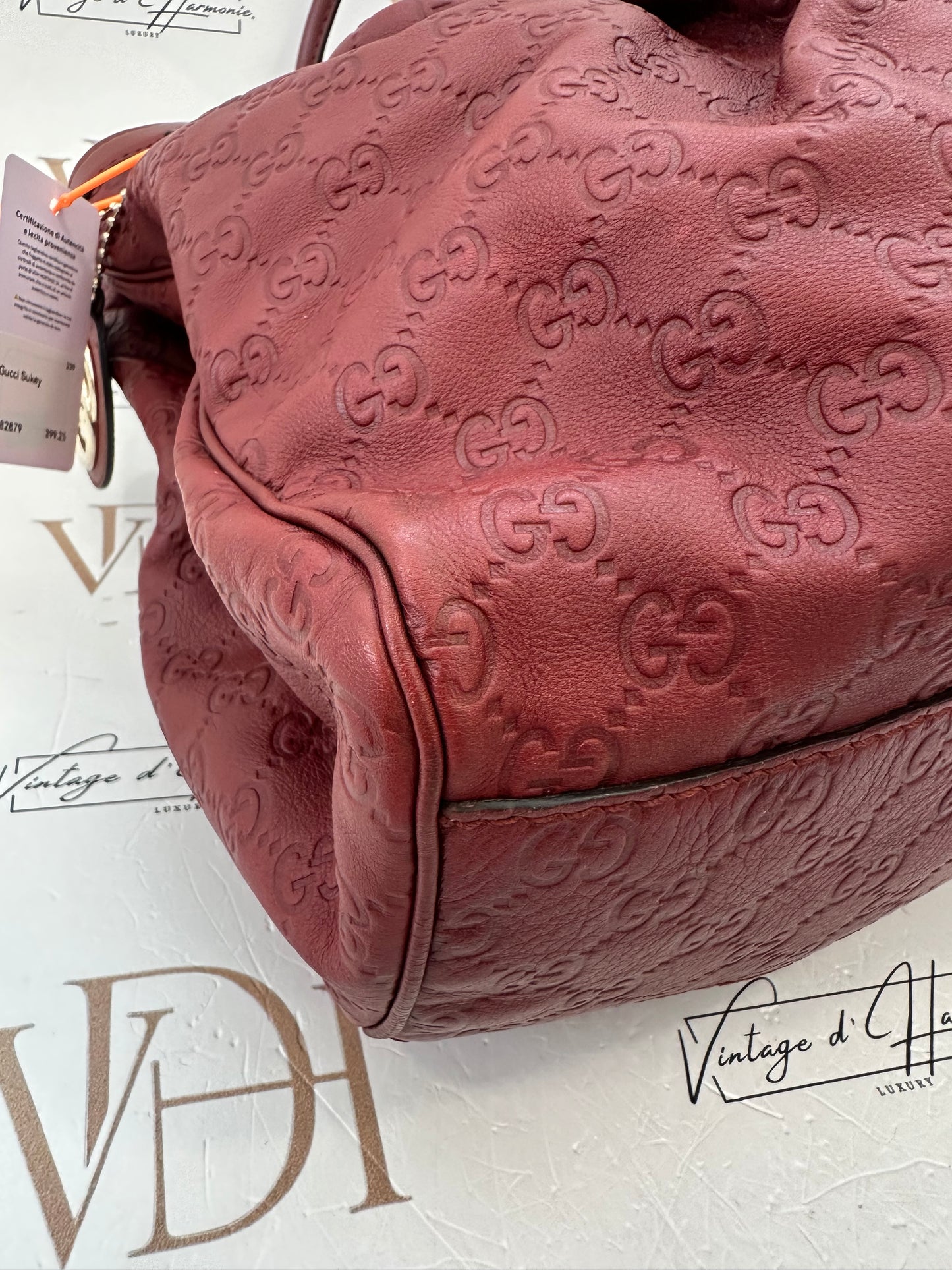 382879 - Gucci Sukey