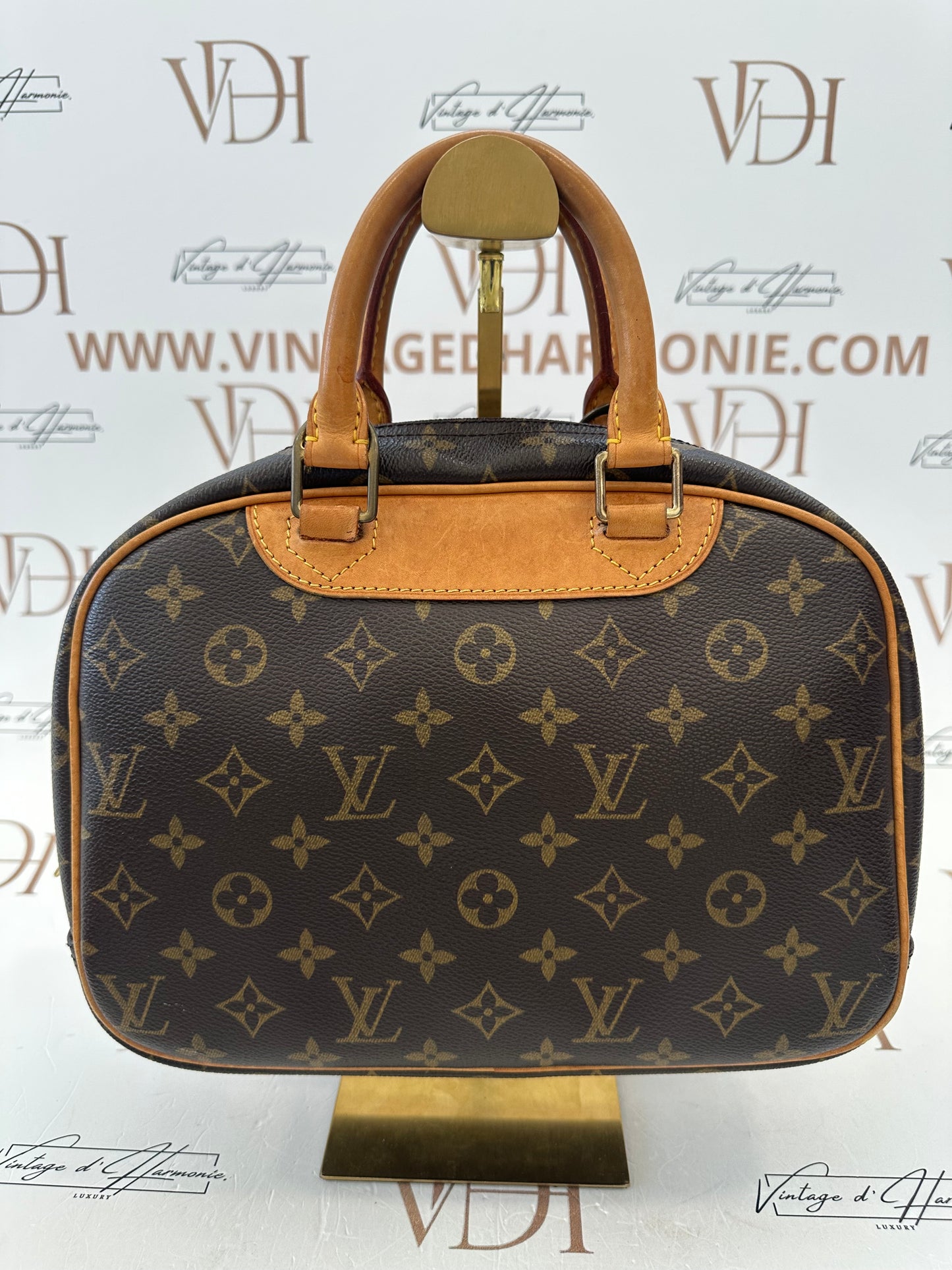 017832 - Louis Vuitton Trouville