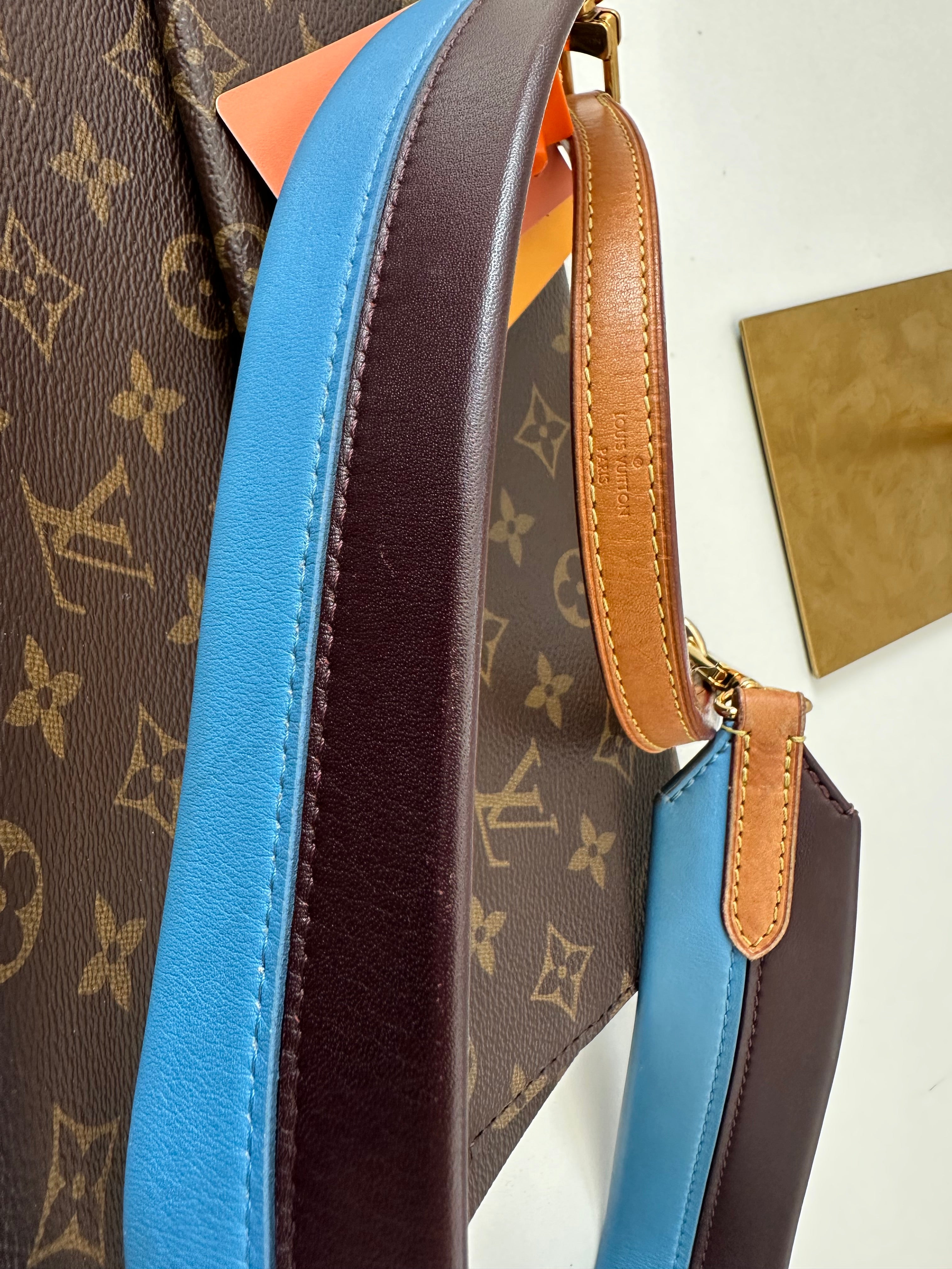 Louis Vuitton Cluny MM