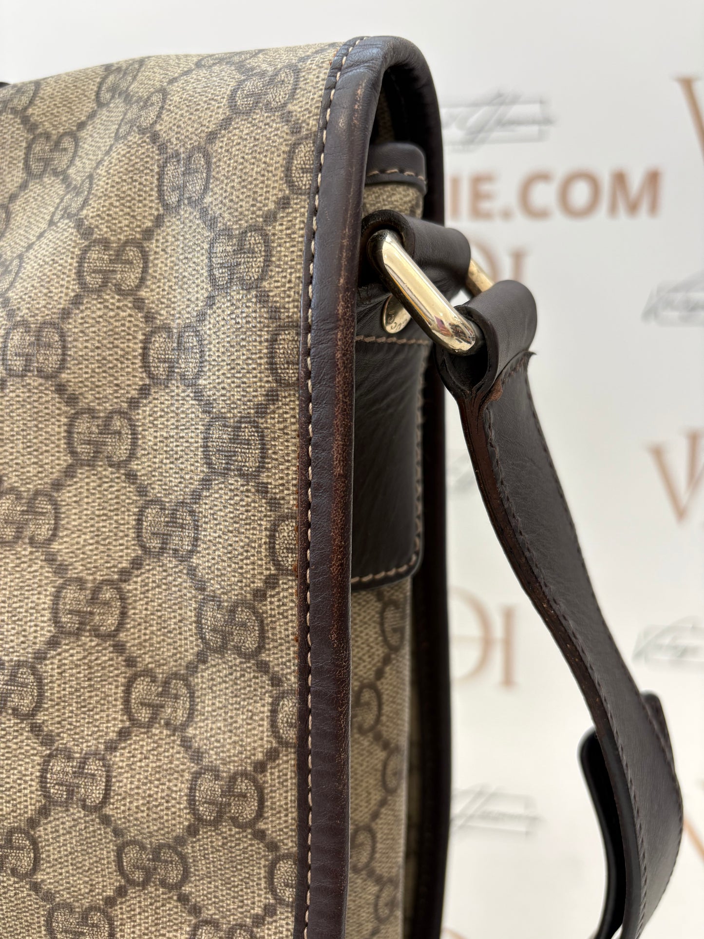 383425 - Gucci Messenger