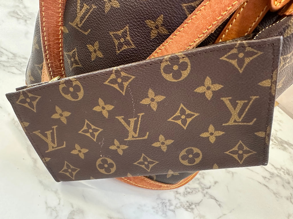 Louis Vuitton Bucket GM