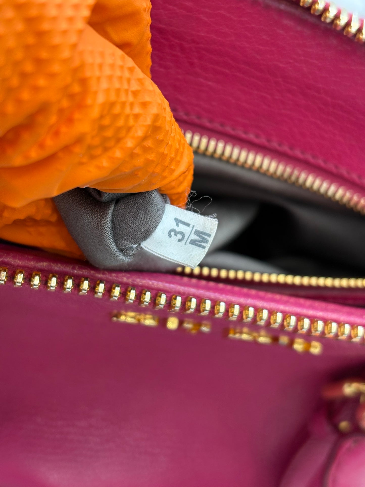 383456 - Miu Miu