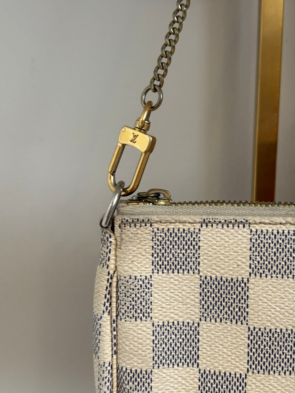 Louis Vuitton mini Pochette Damier Azur