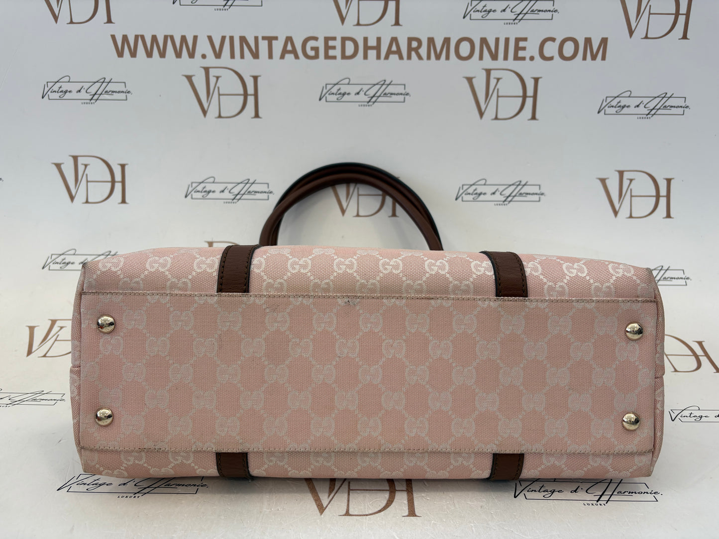383802 - Gucci Pink