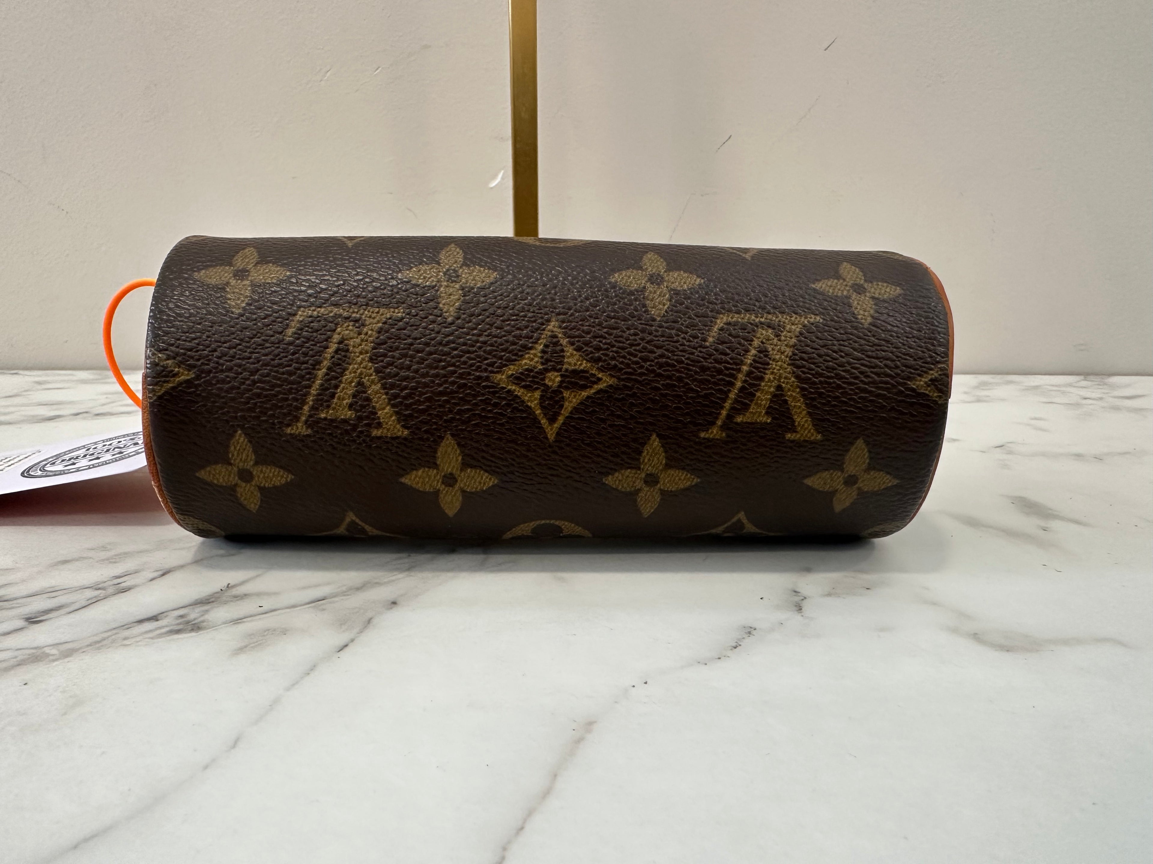 Louis Vuitton Papillon Pouch