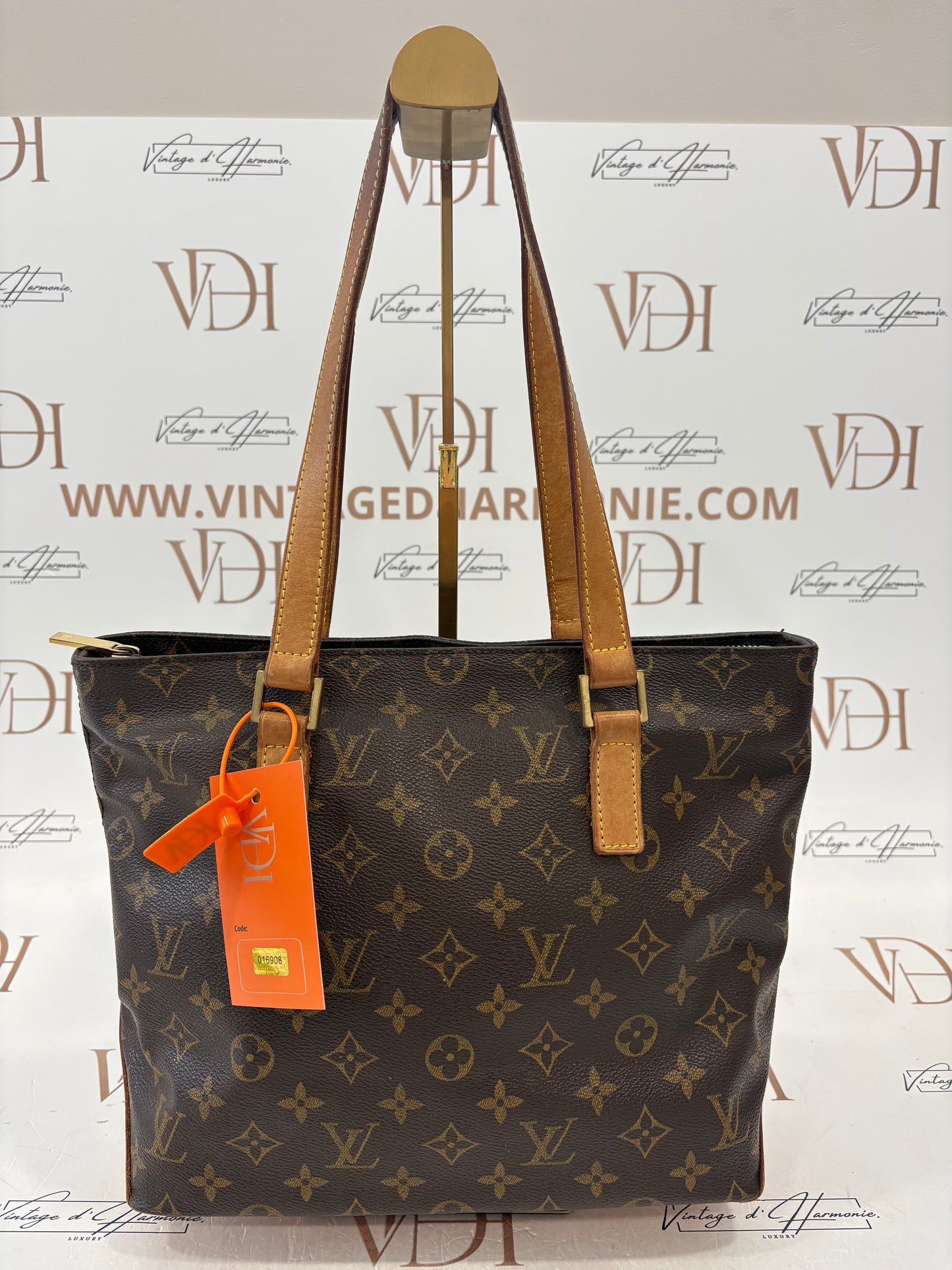016908 - Louis Vuitton Cabas Piano
