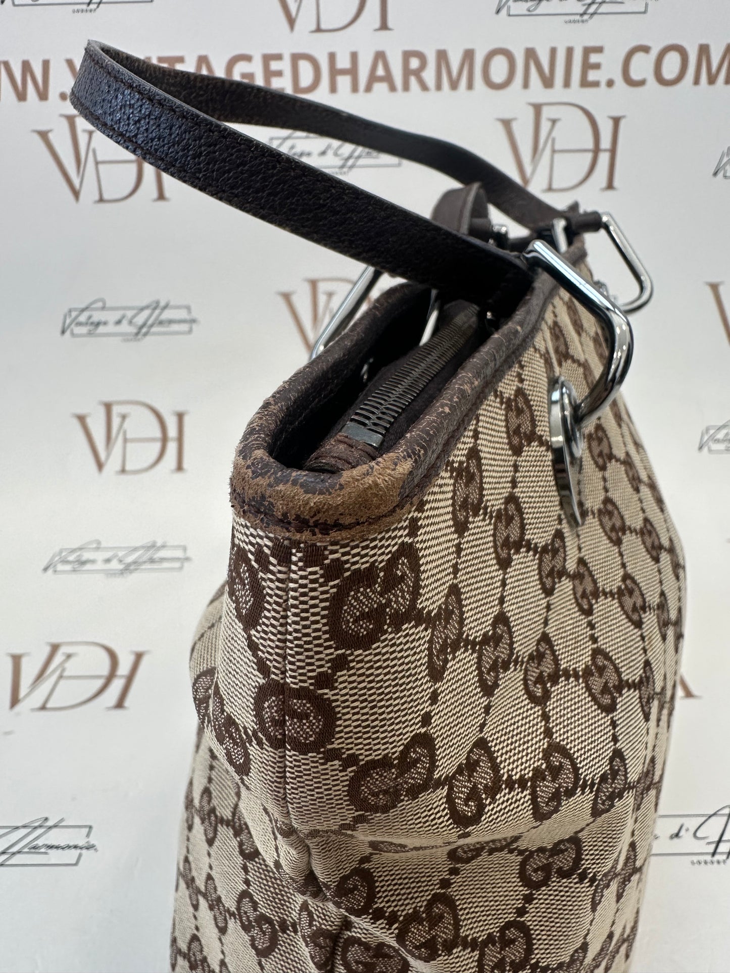 017740 - Gucci Beige Canvas