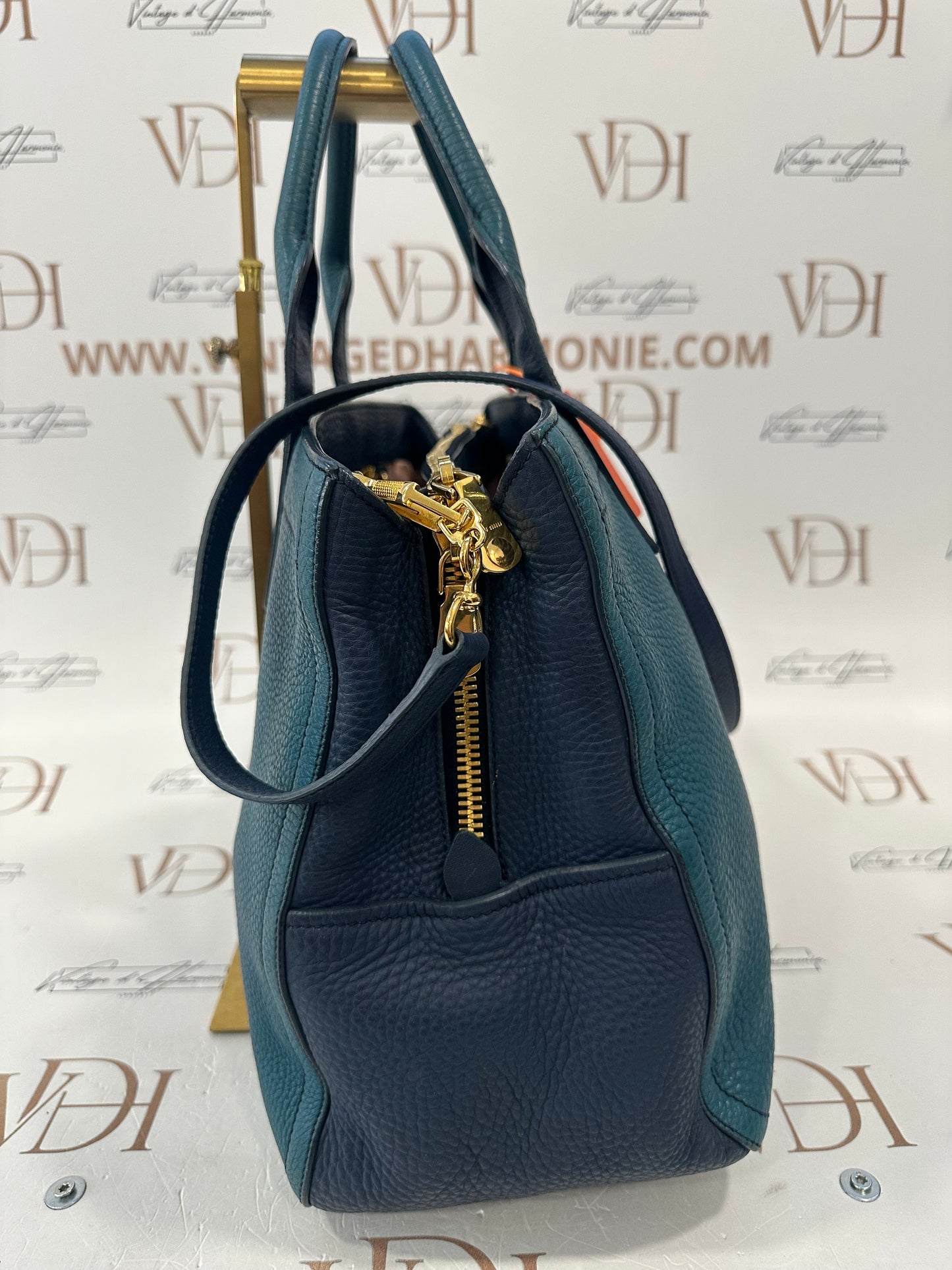 382542 - Miu Miu