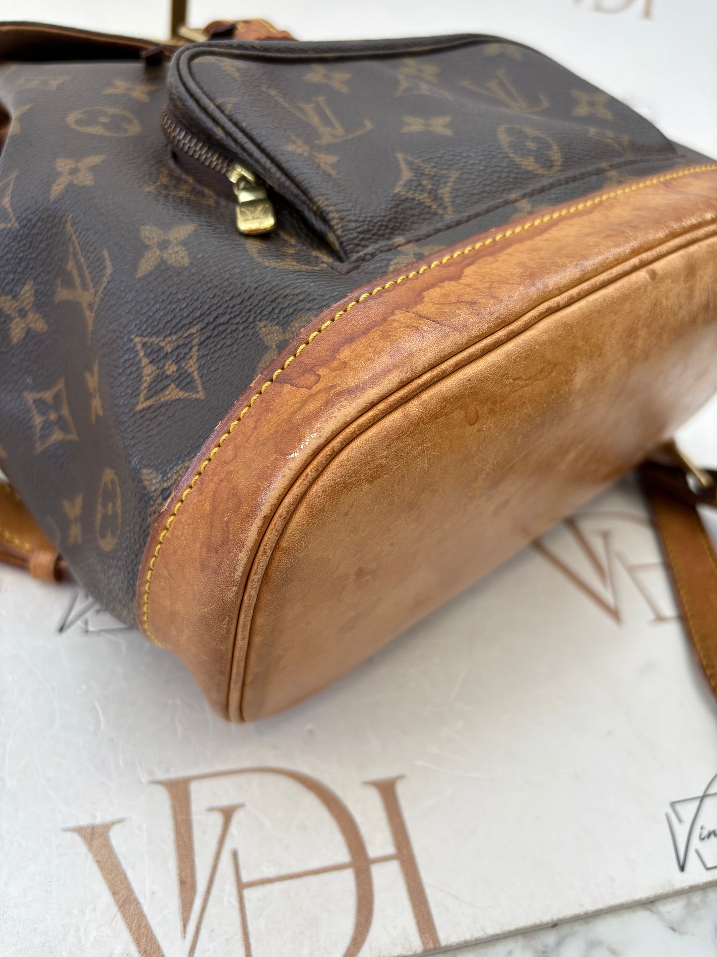 016951 - Louis Vuitton Montsouris MM