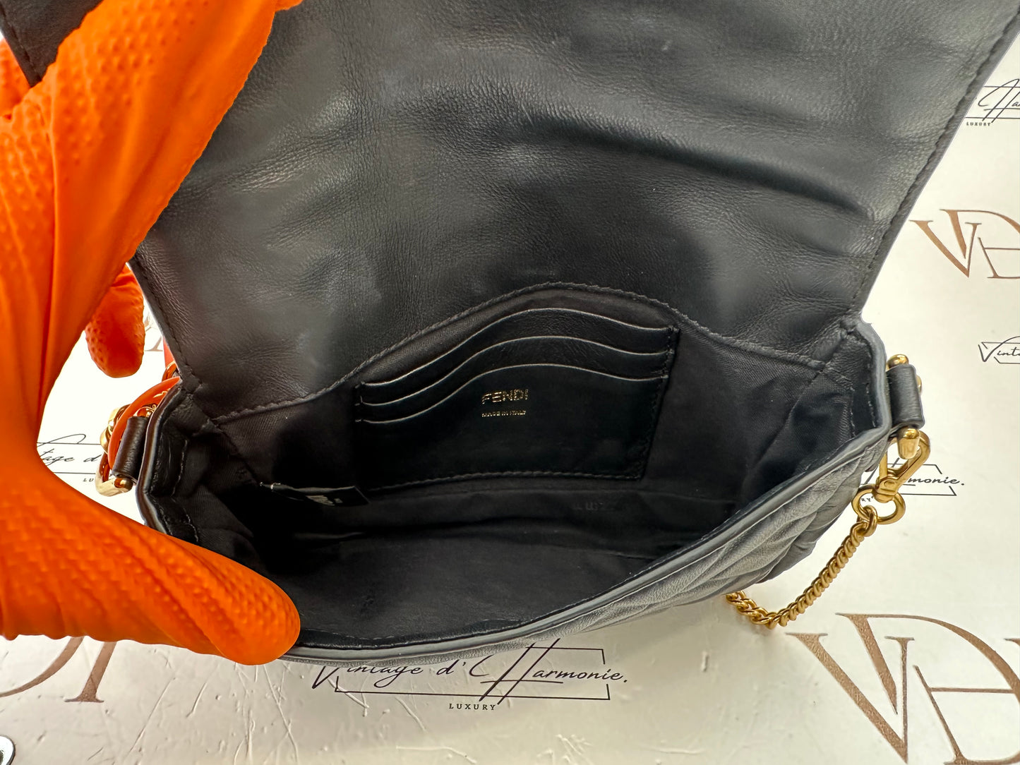 382666 - Fendi Baguette