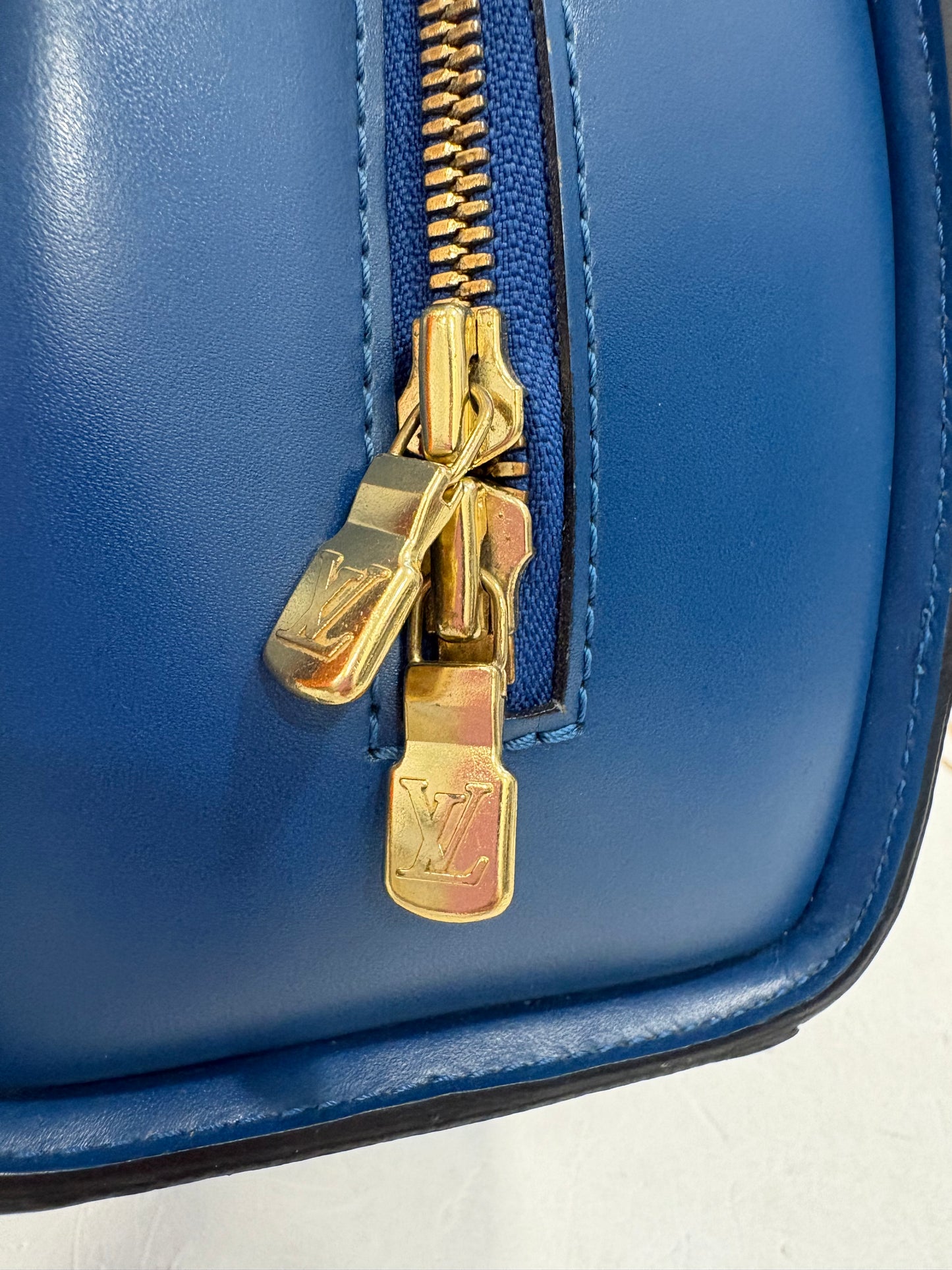 383106 - Louis Vuitton Ponneuf