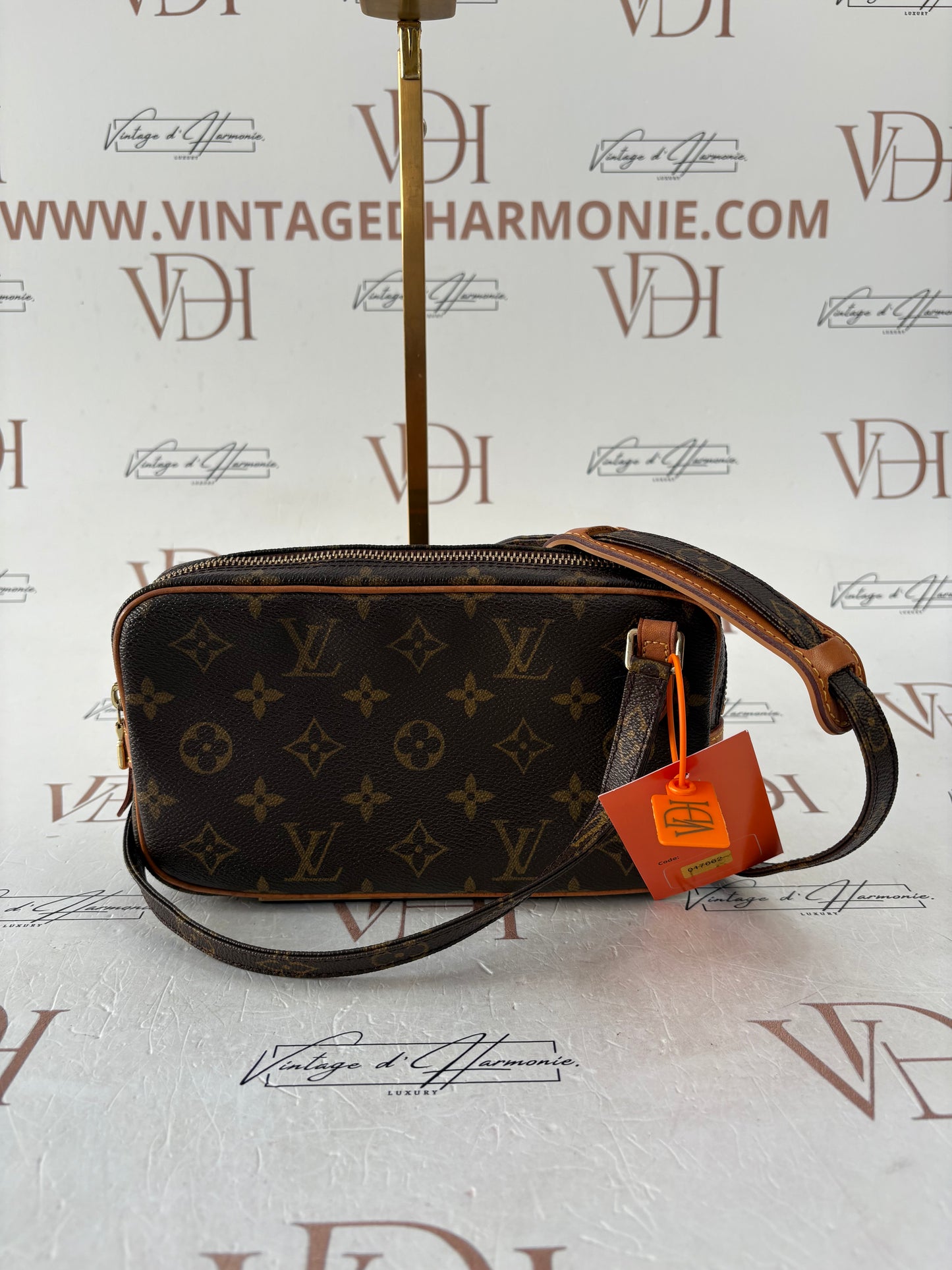 017662 - Louis Vuitton Marly Bandouliere