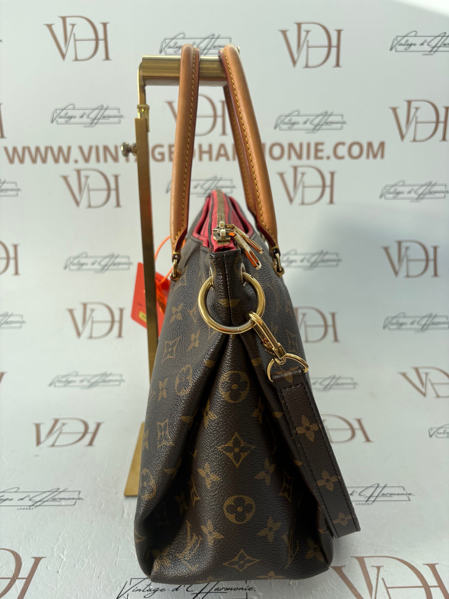 383313 - Louis Vuitton Pallas