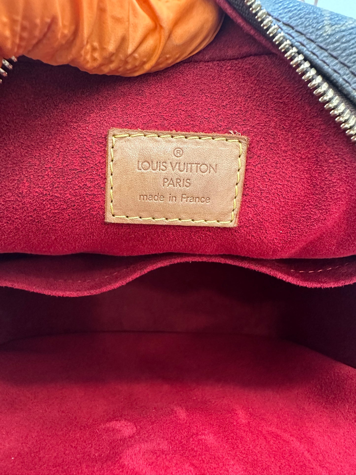 017881 - Louis Vuitton Excentricite