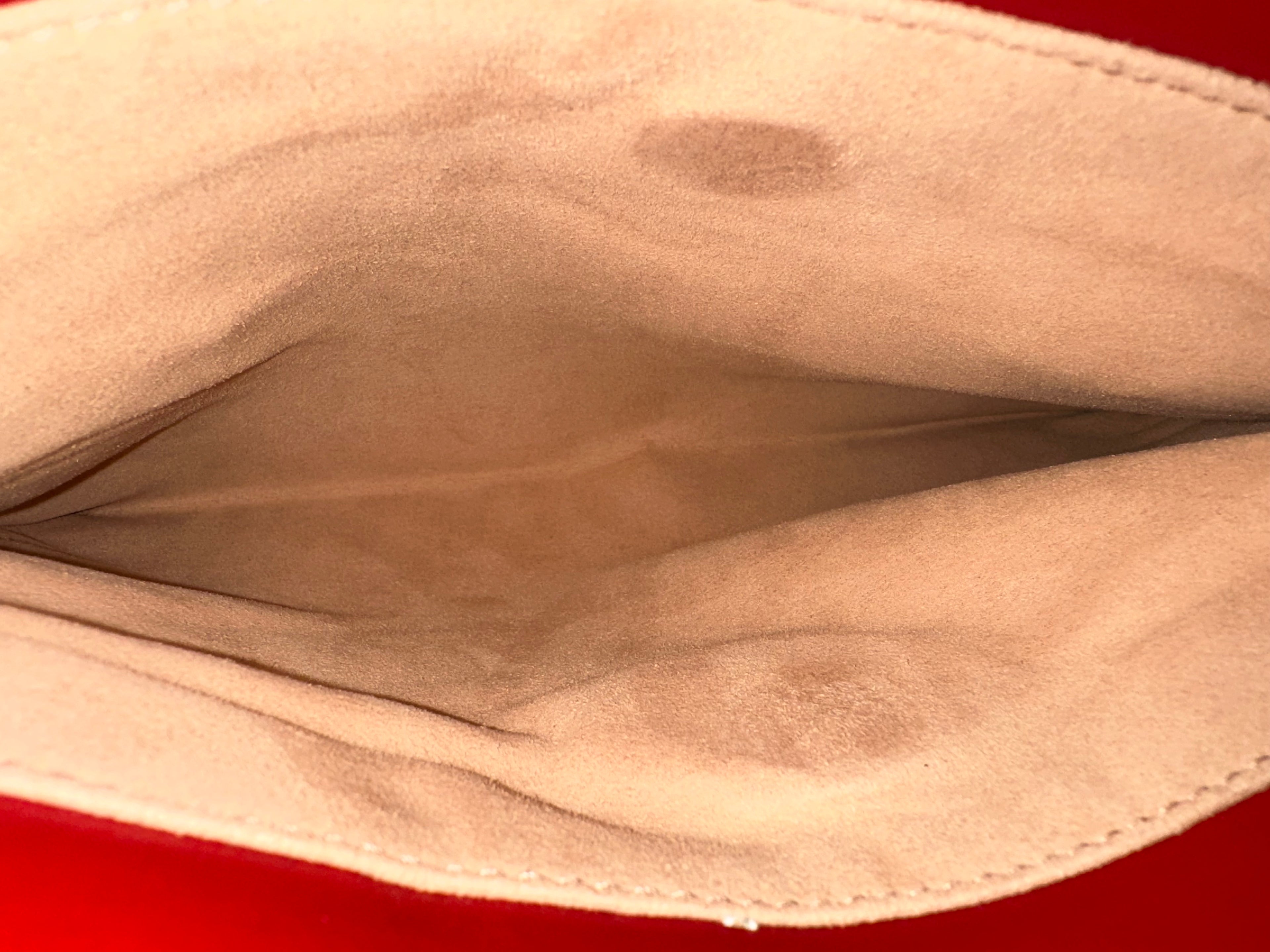 Gucci Tote Red Strap