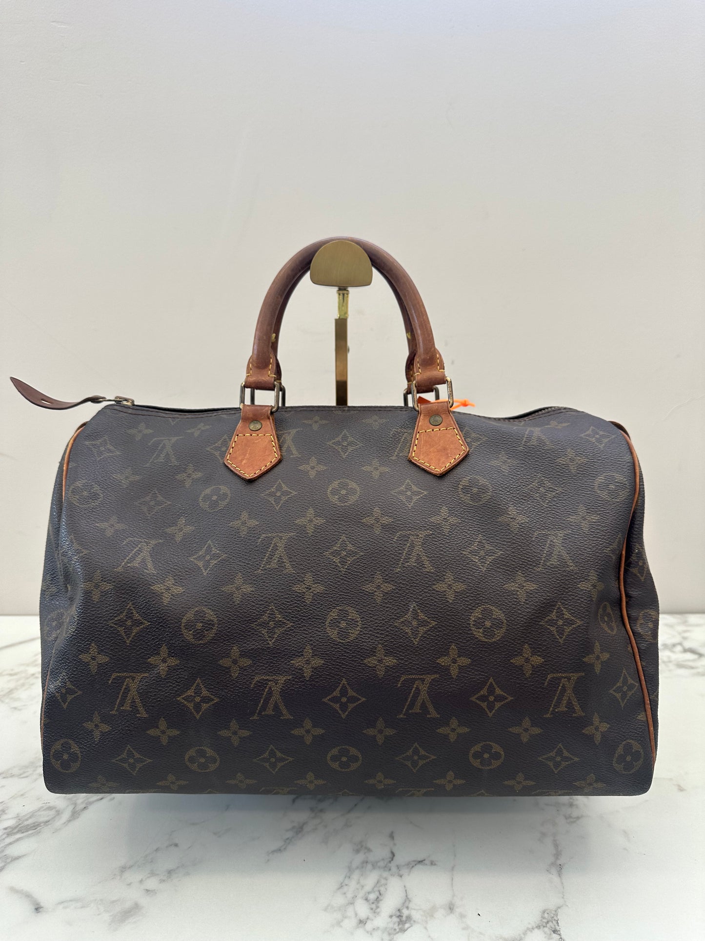 Louis Vuitton Speedy 35