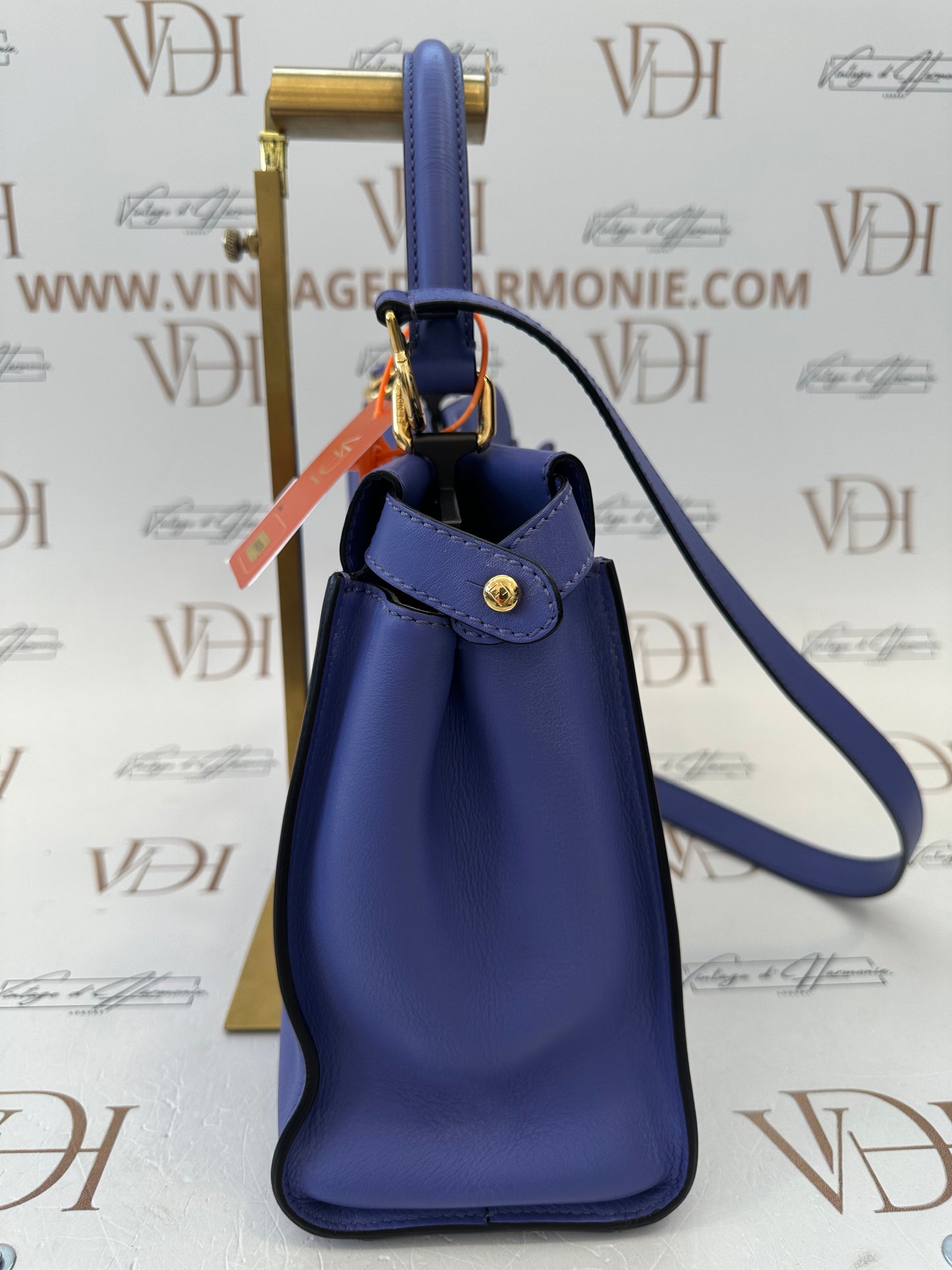 382676 - Fendi Peekaboo