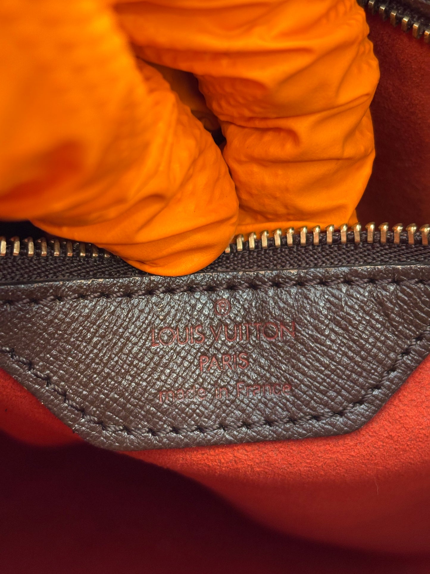 018326 - Louis Vuitton Marais