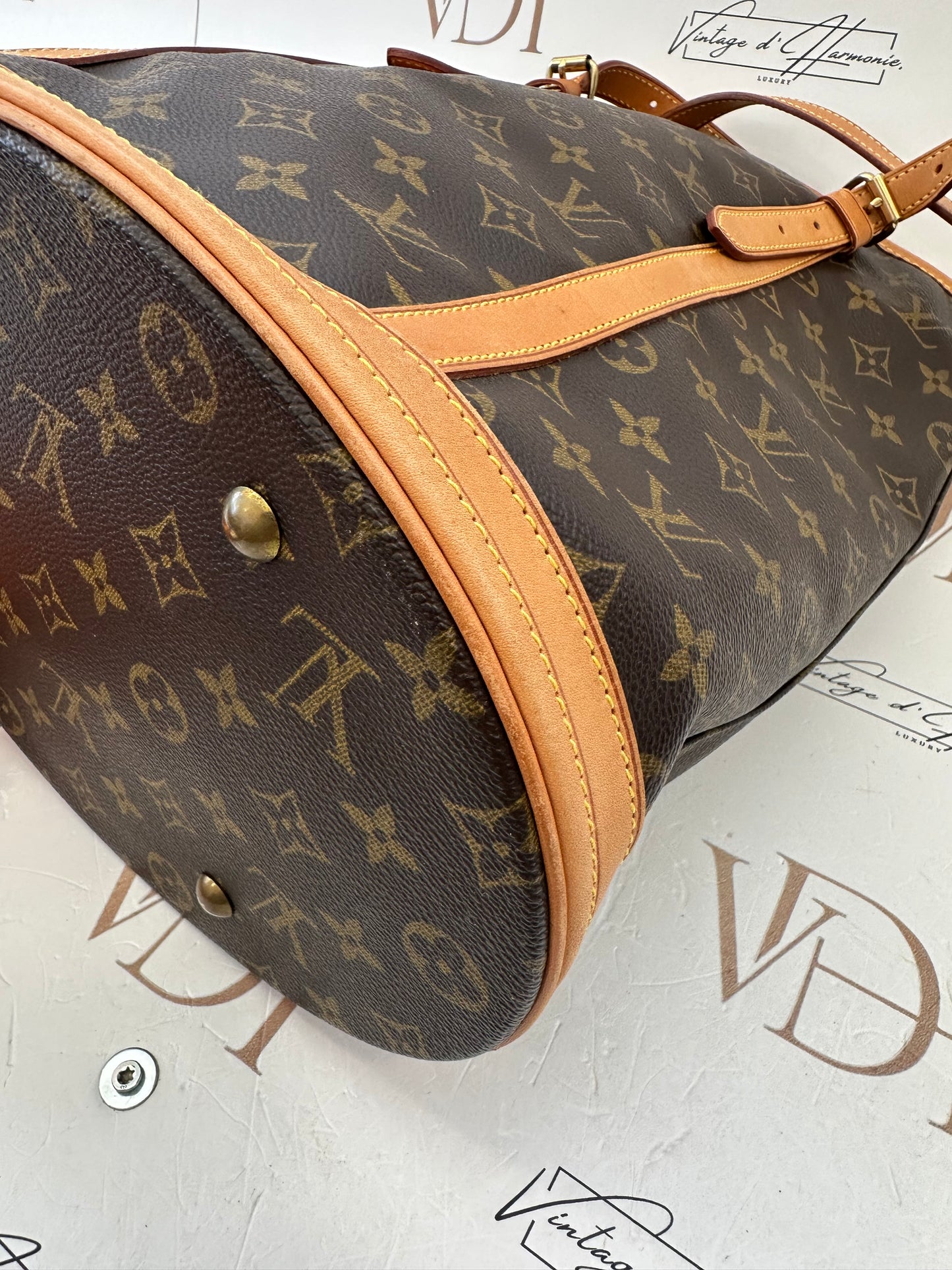 017860 - Louis Vuitton Bucket GM