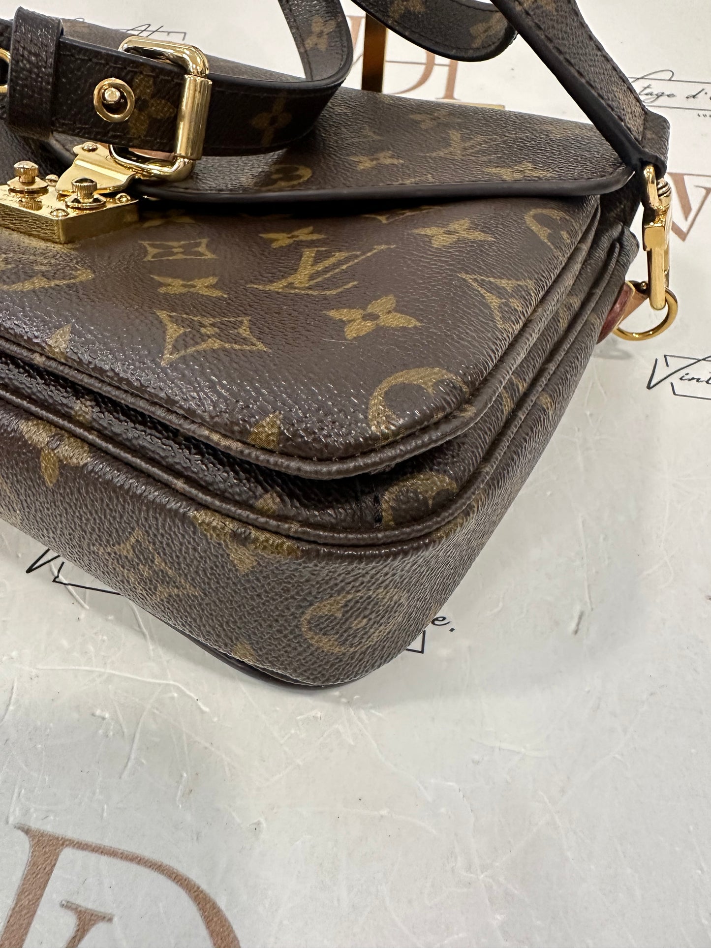 382848 - Louis Vuitton Metis