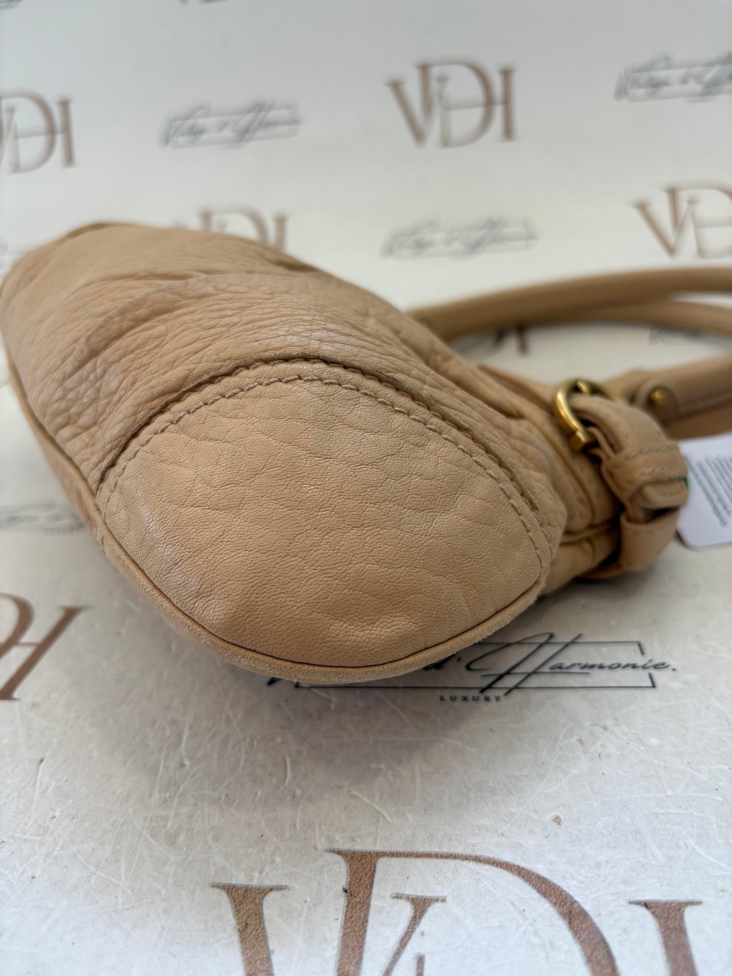 017241 - Salvatore Ferragamo Beige