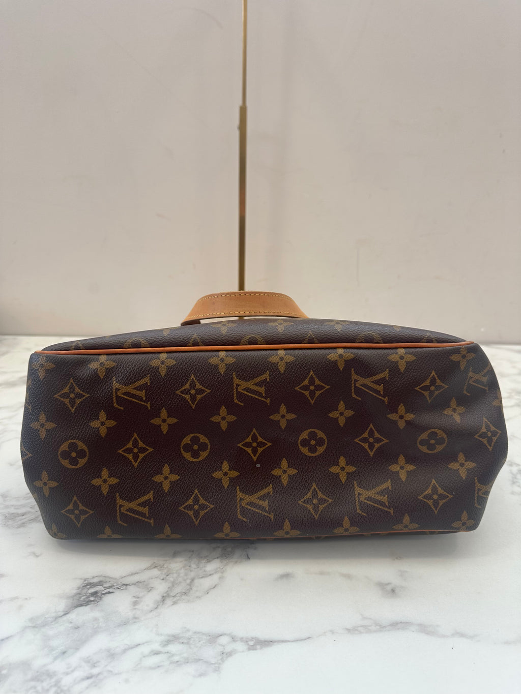 Louis Vuitton Batignolles Vertical