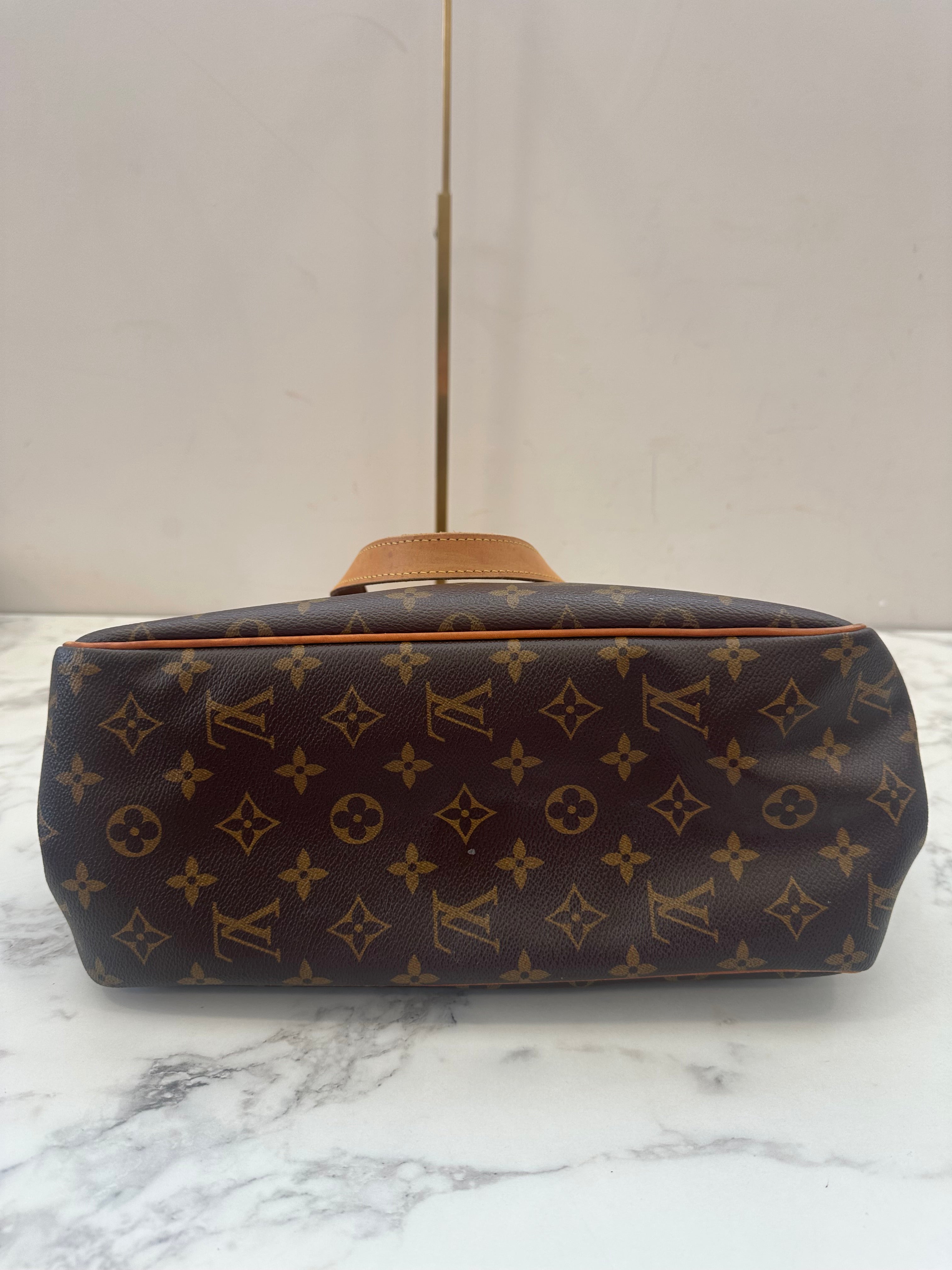 Louis Vuitton Batignolles Vertical