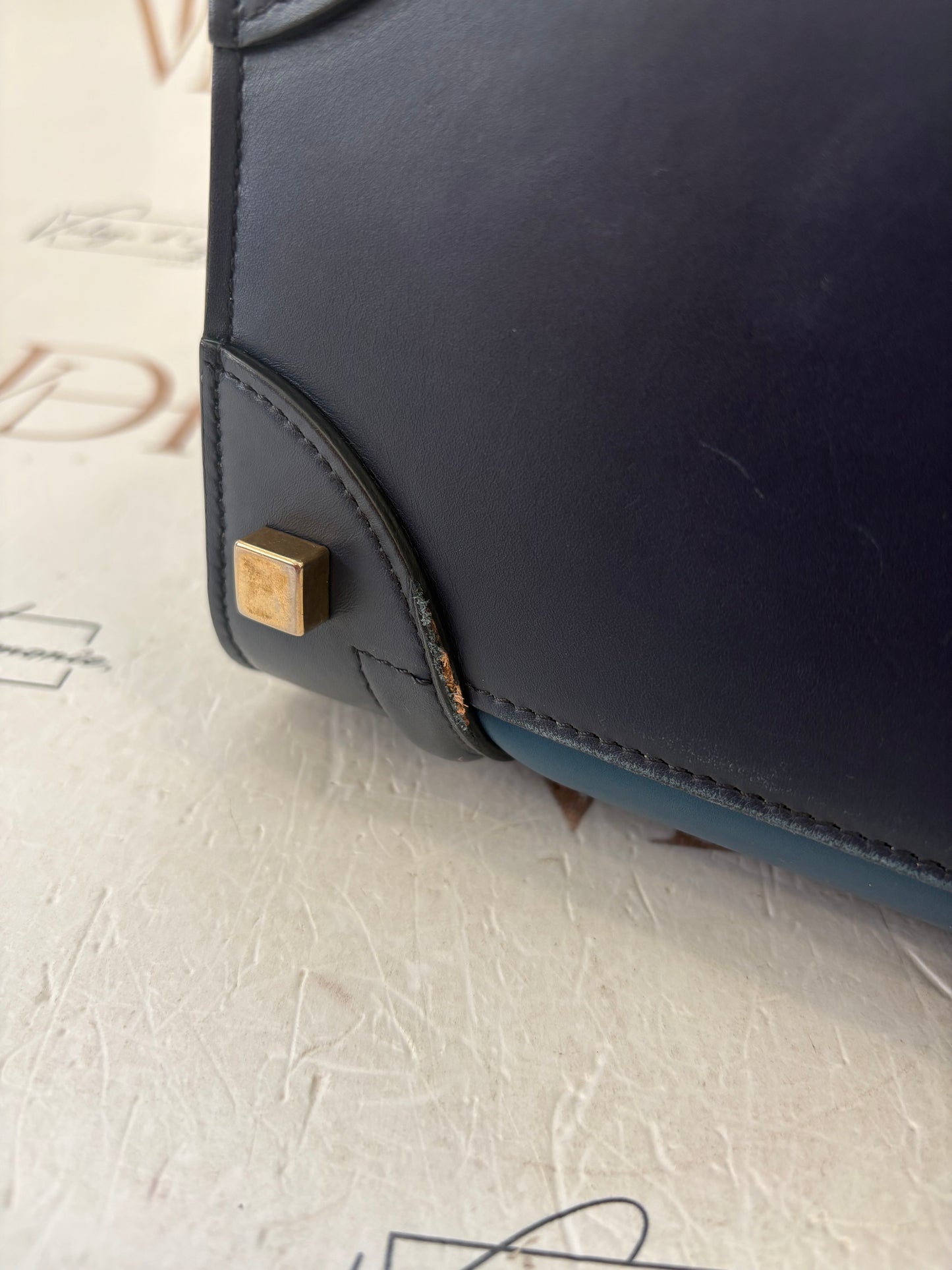 384193 - Céline Luggage