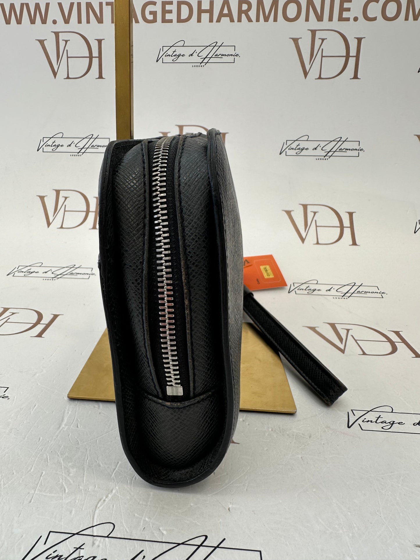 017805 - Louis Vuitton Black Taiga