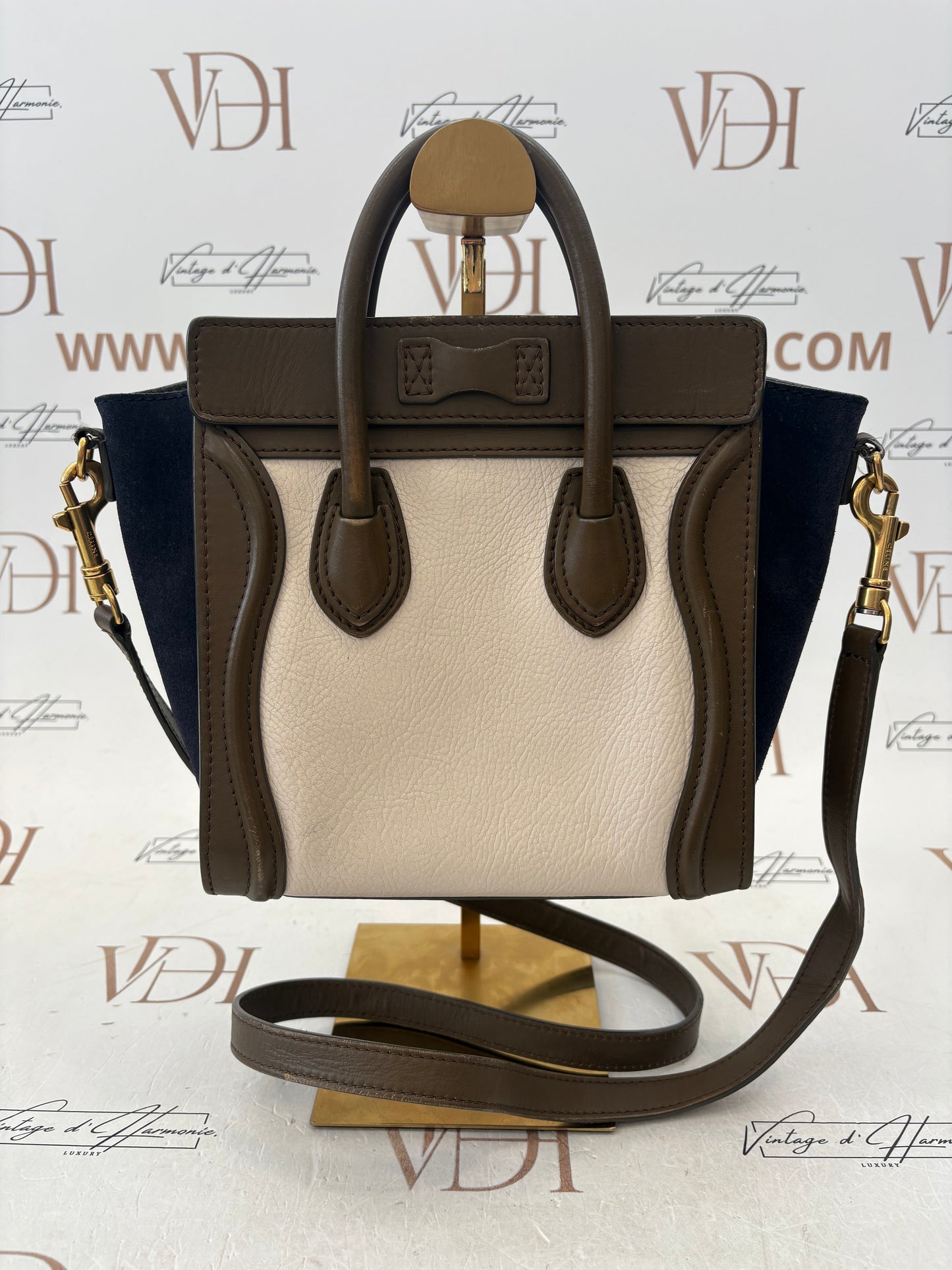 384195 - Céline Luggage