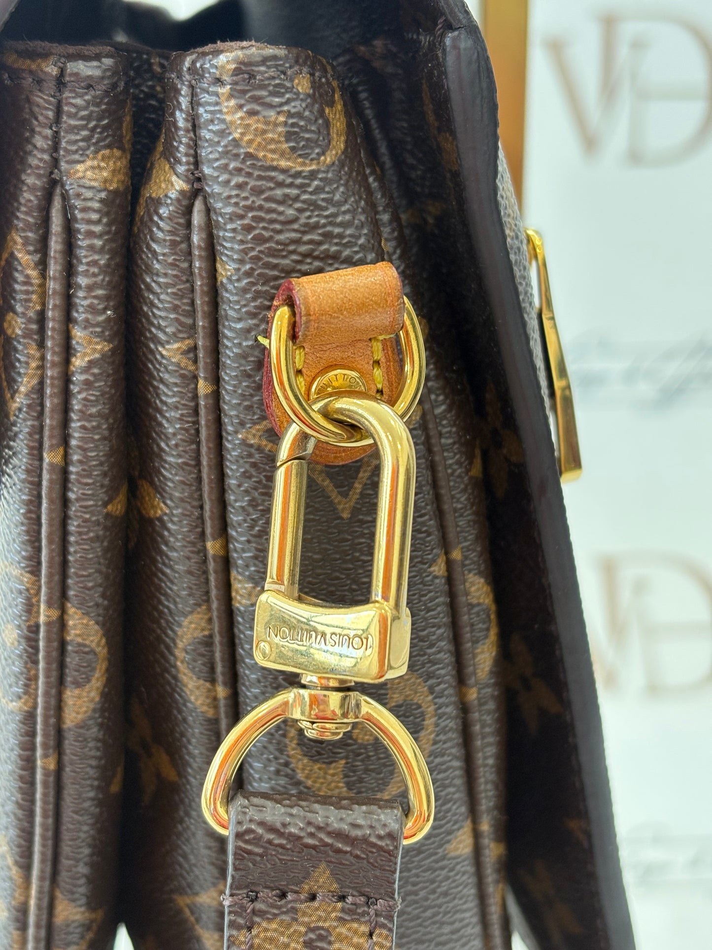 201402 - Louis Vuitton Metis