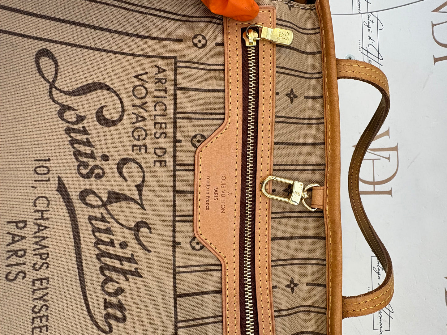 018792 - Louis Vuitton Neverfull PM