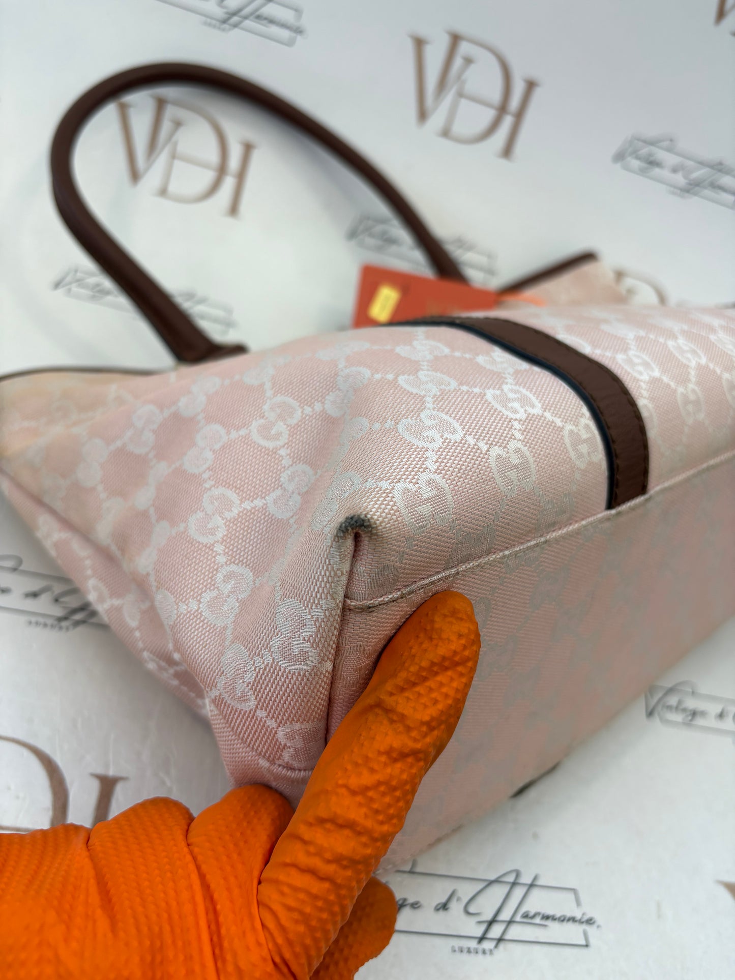 383802 - Gucci Pink