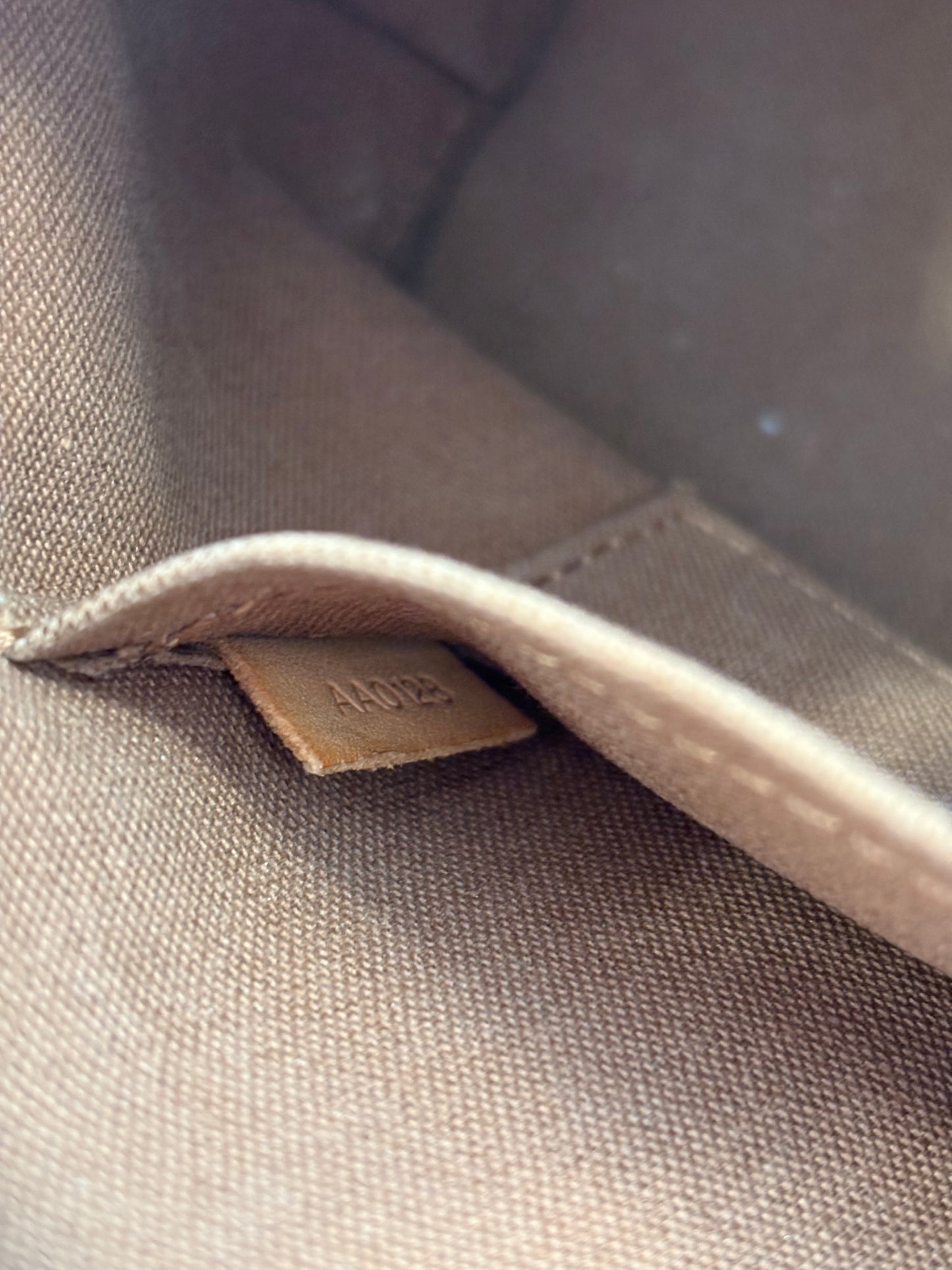 384165 - Louis Vuitton Alma BB
